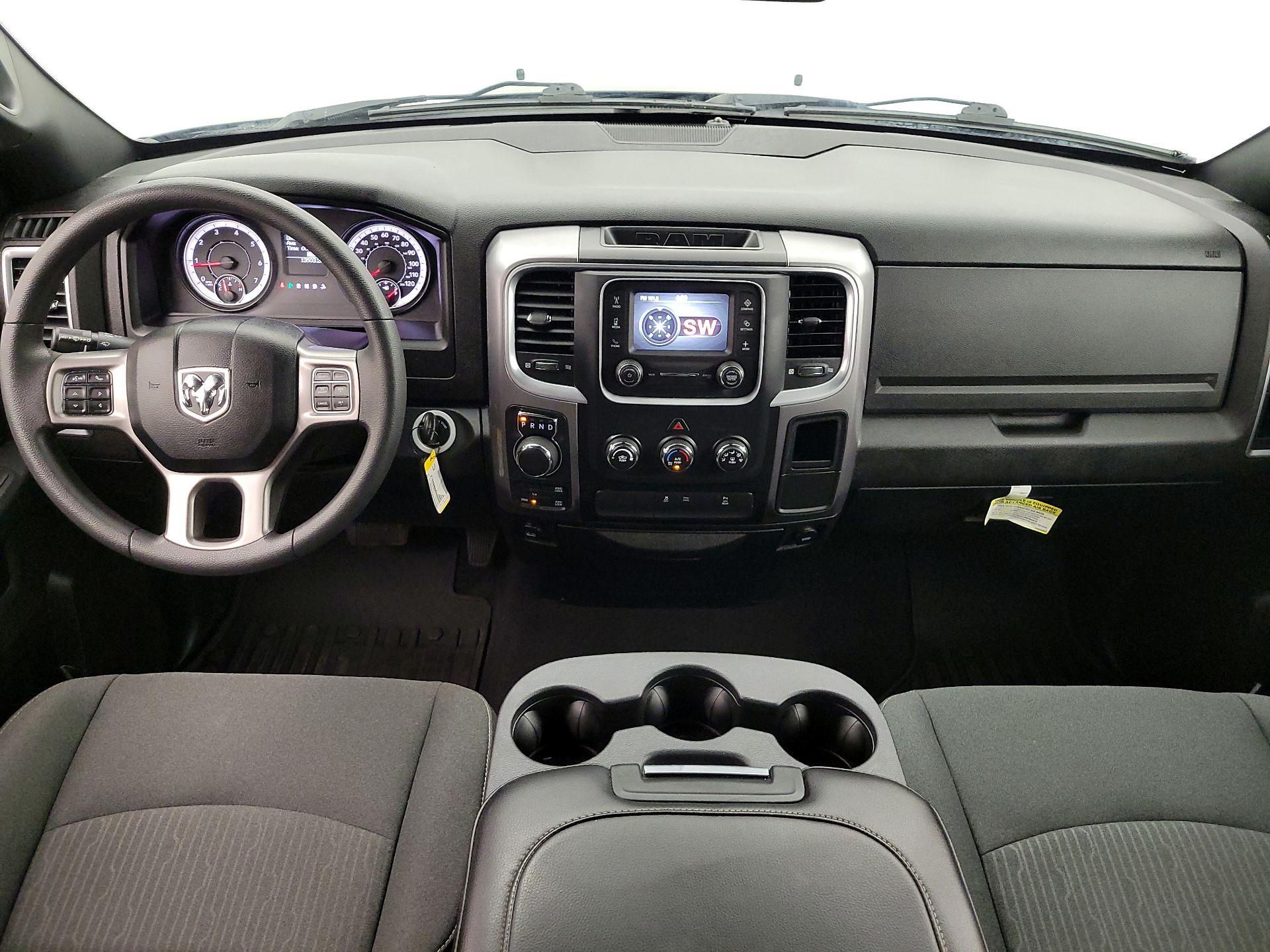 Thumbnail: 2022 RAM 1500 Classic - 9