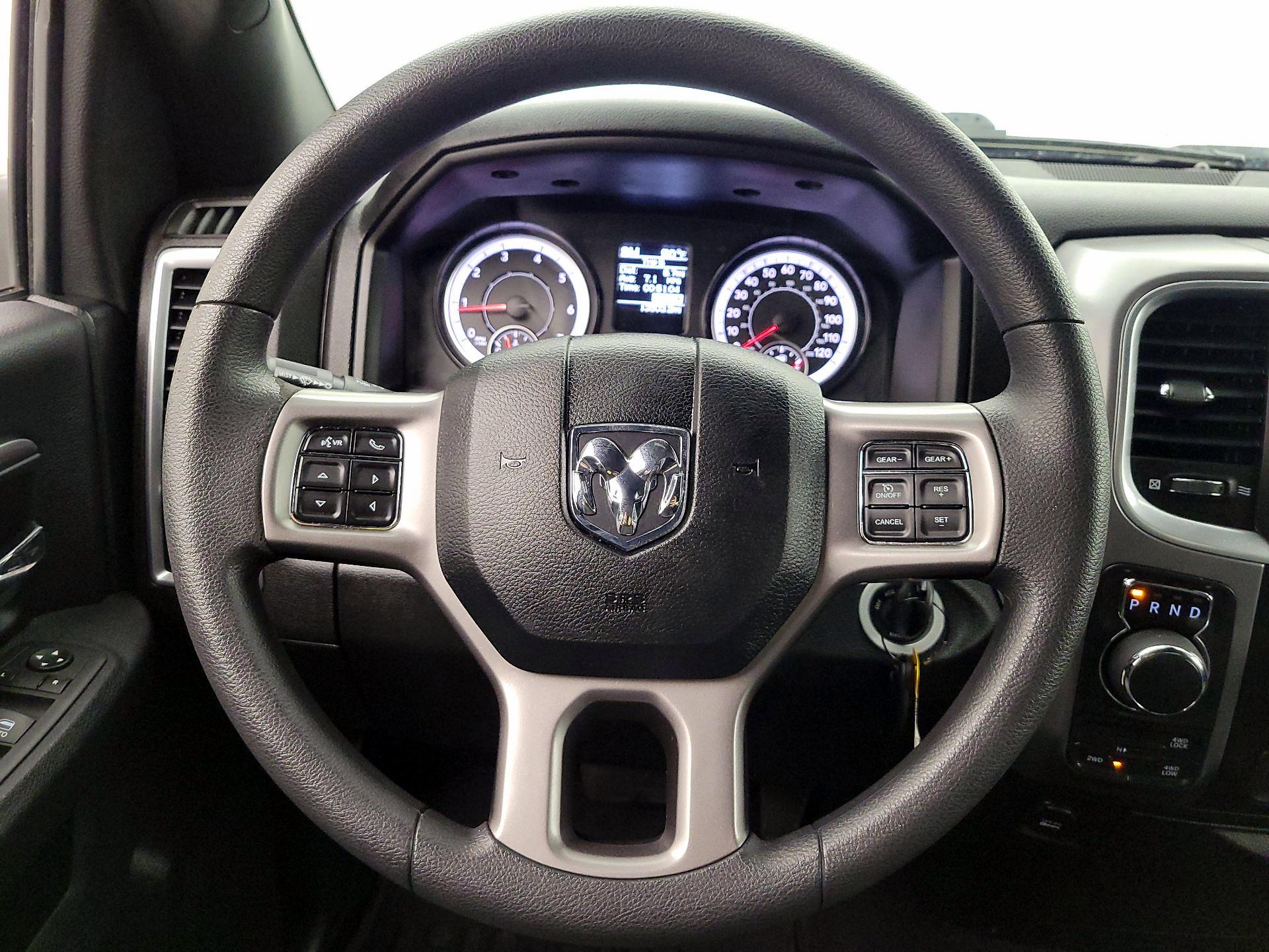 Thumbnail: 2022 RAM 1500 Classic - 10