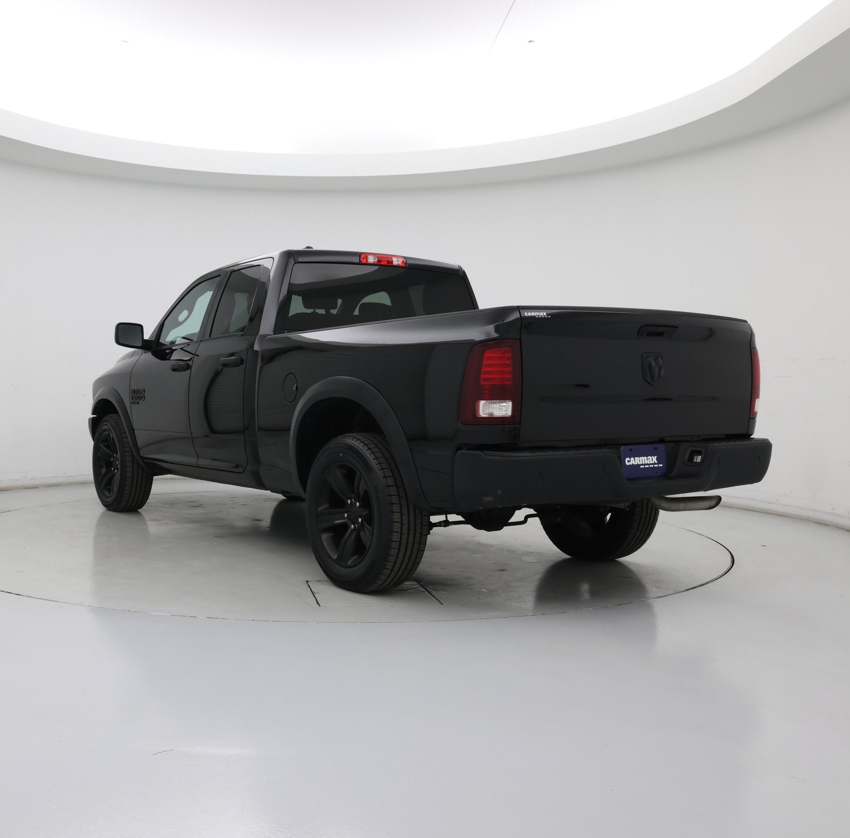 Thumbnail: 2022 RAM 1500 Classic - 2