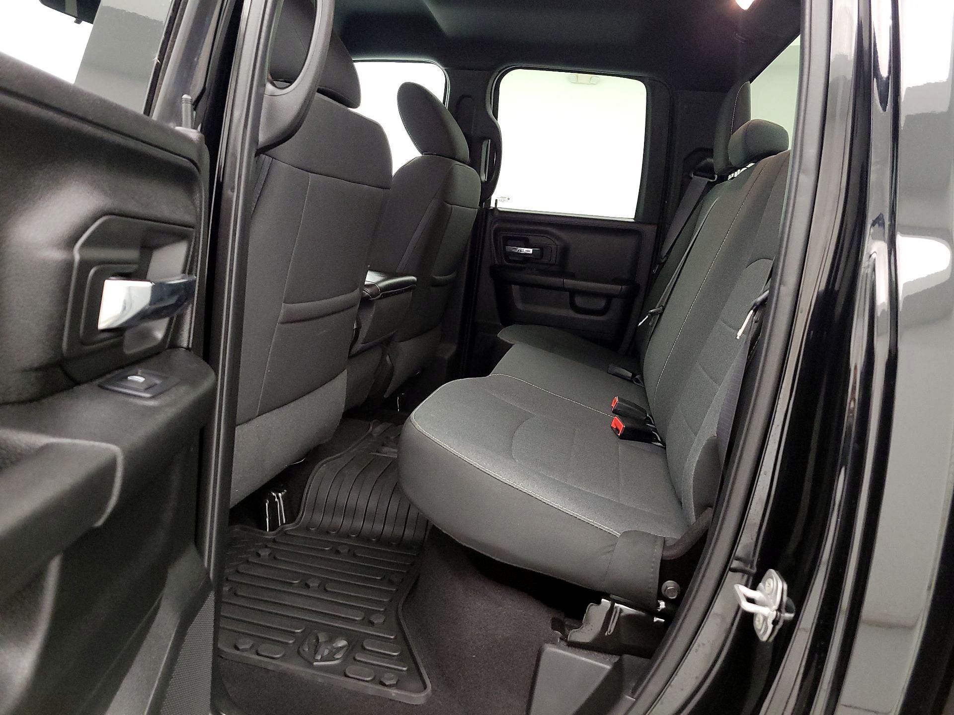 Thumbnail: 2022 RAM 1500 Classic - 20