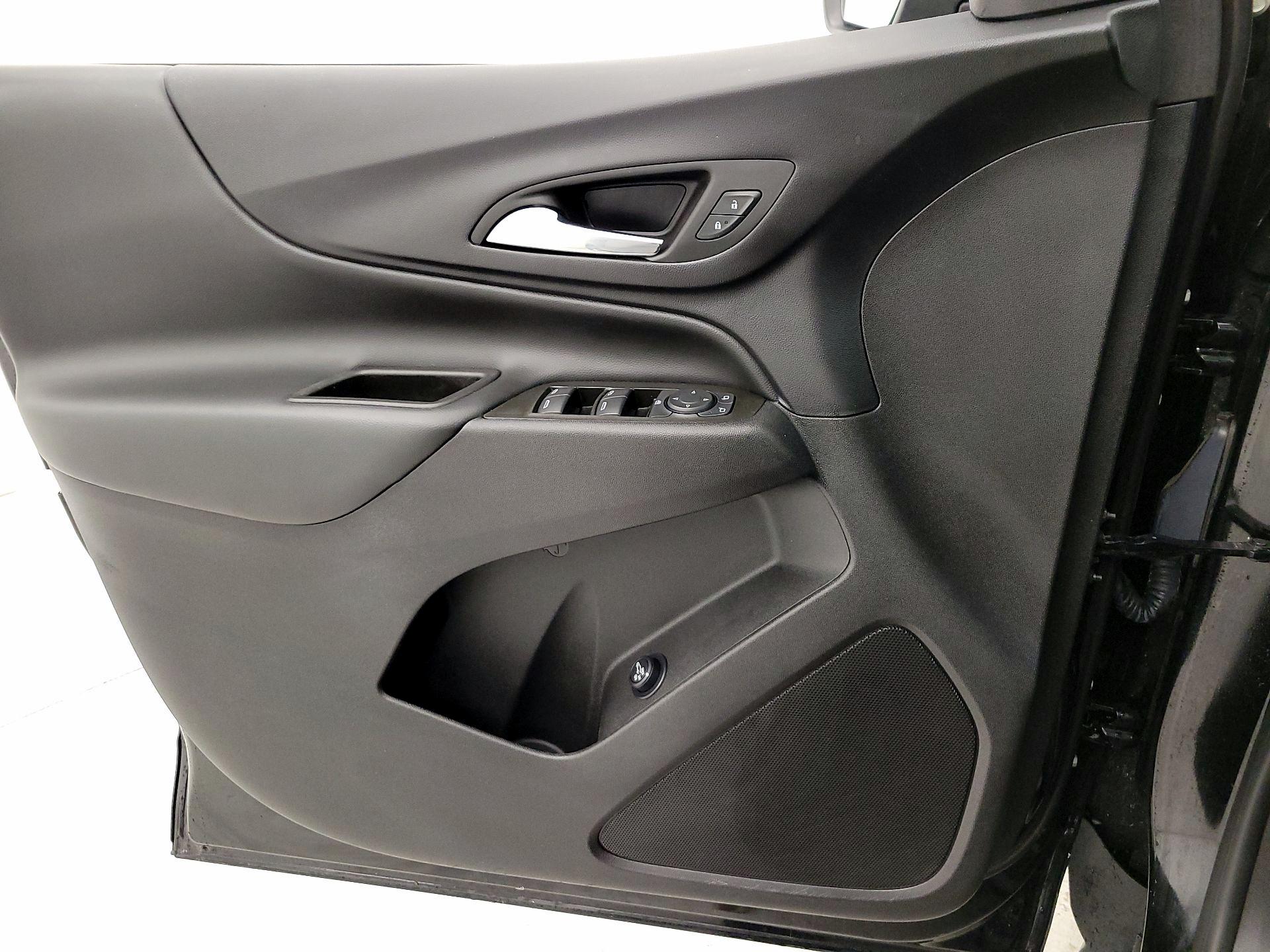 Thumbnail: 2023 Chevrolet Equinox - 12