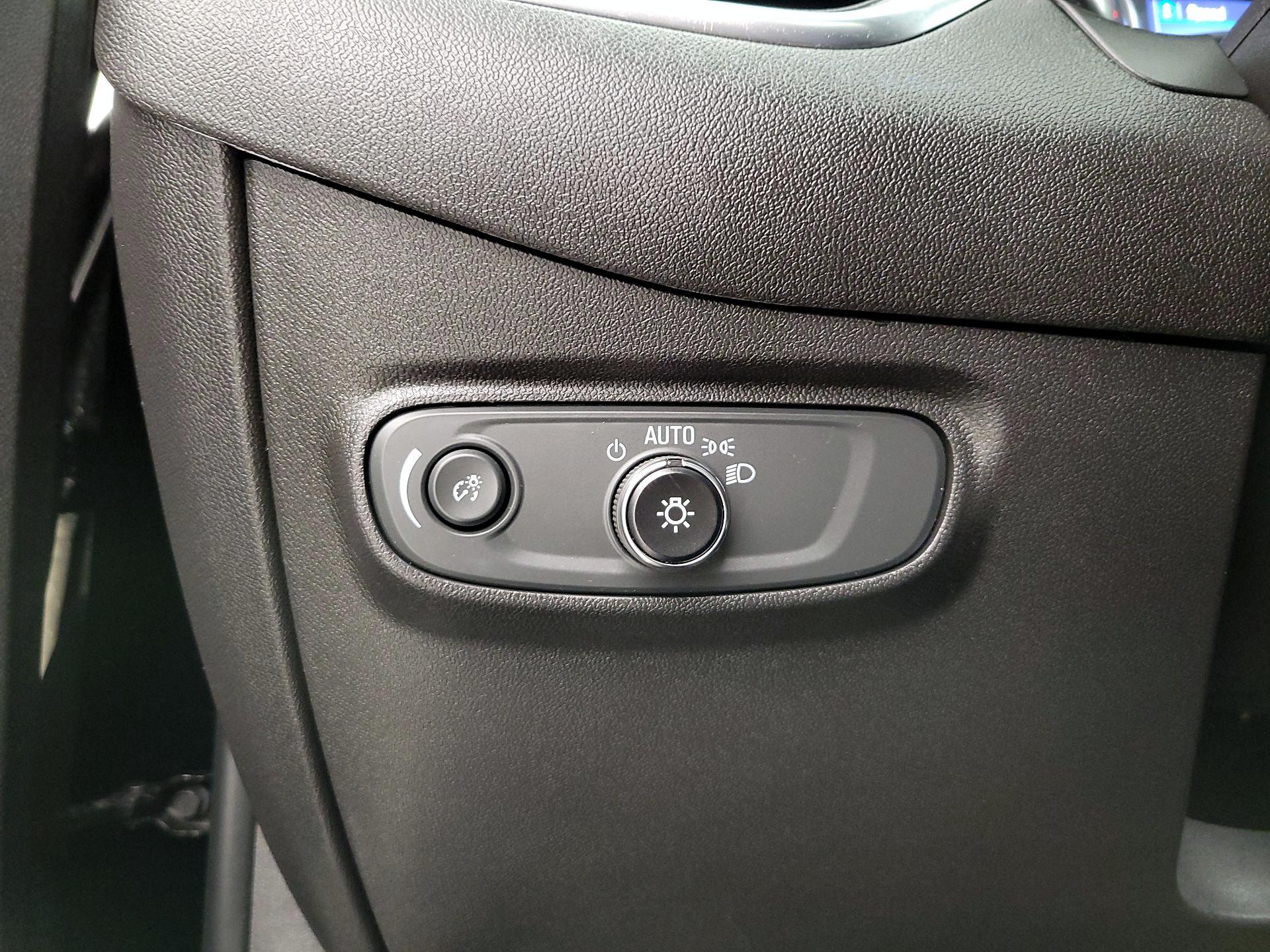 Thumbnail: 2023 Chevrolet Equinox - 13