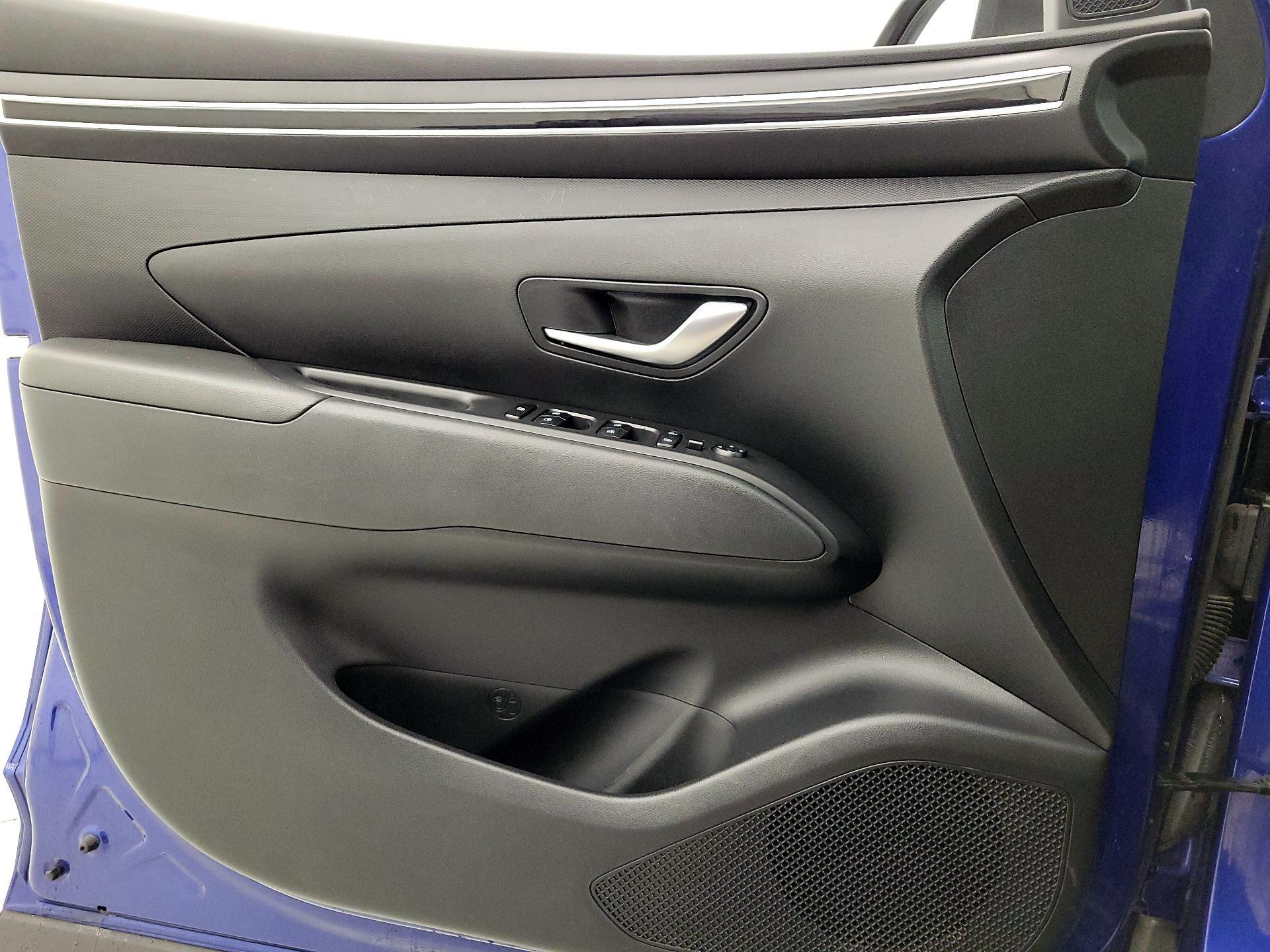 Thumbnail: 2022 Hyundai Tucson - 12