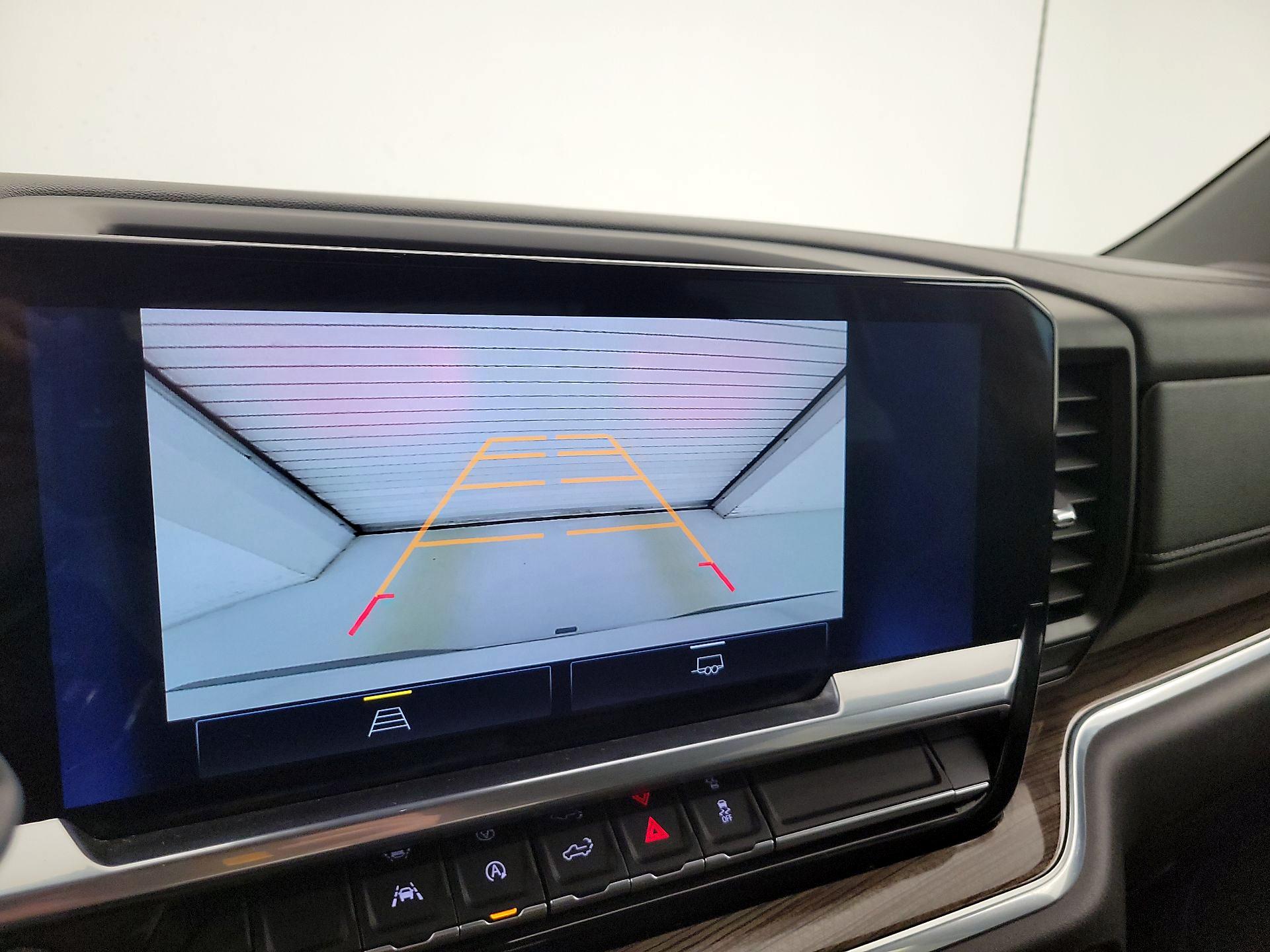 Thumbnail: 2022 Chevrolet Silverado 1500 - 15