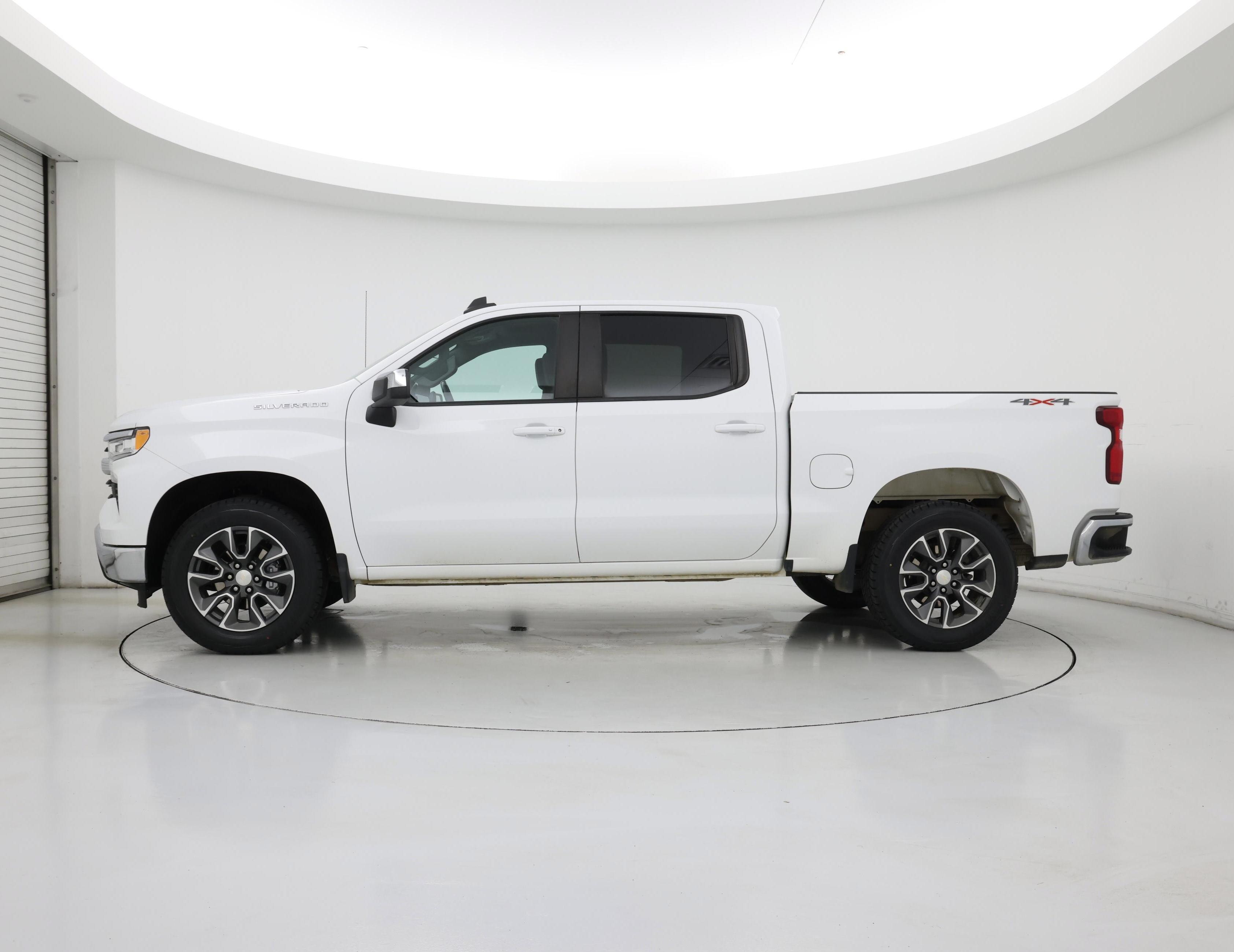 Thumbnail: 2022 Chevrolet Silverado 1500 - 3
