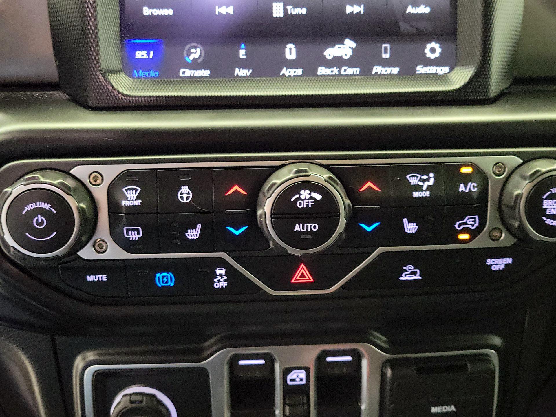 Thumbnail: 2023 Jeep Wrangler - 17