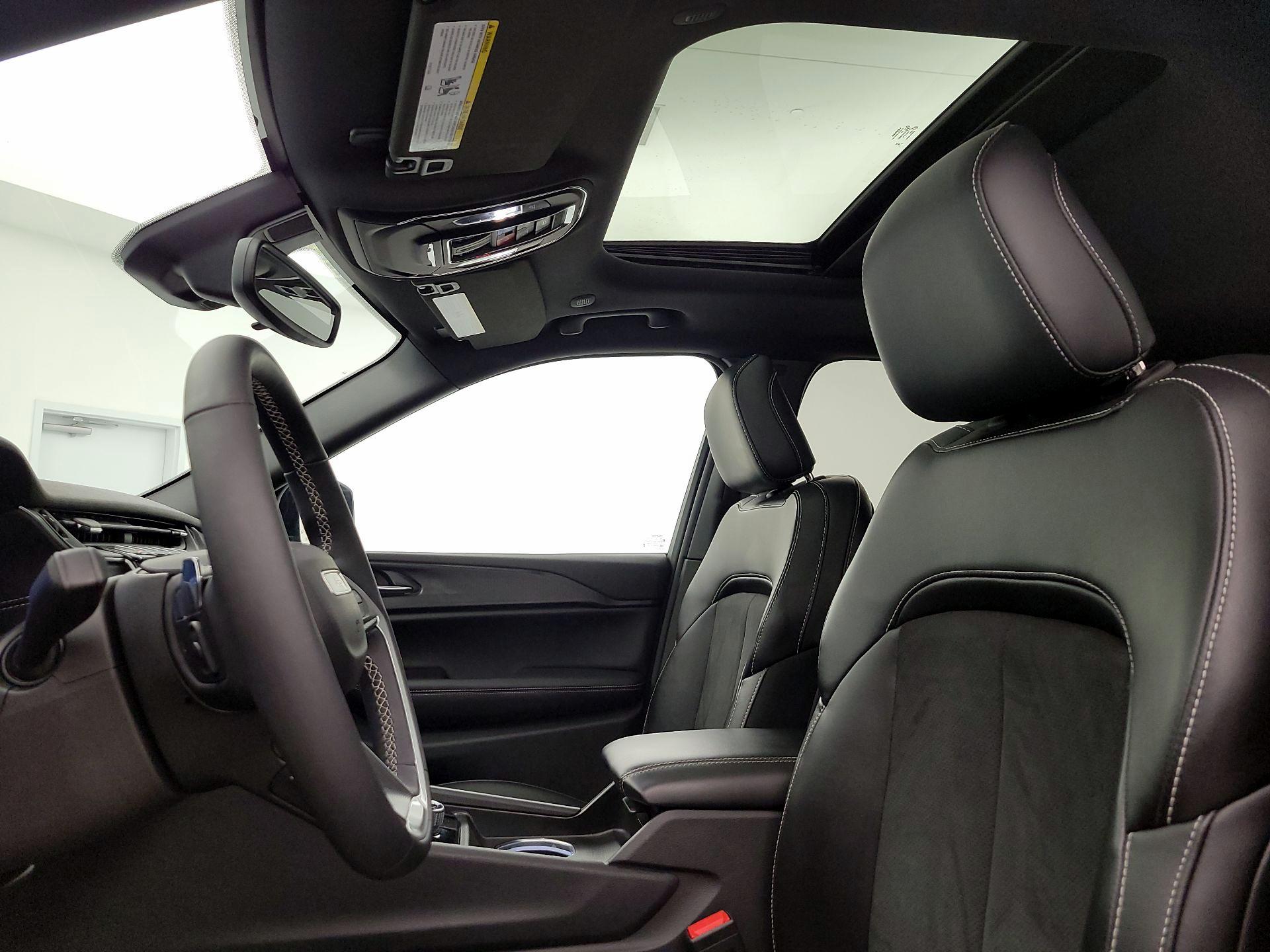 Thumbnail: 2024 Jeep Grand Cherokee - 19