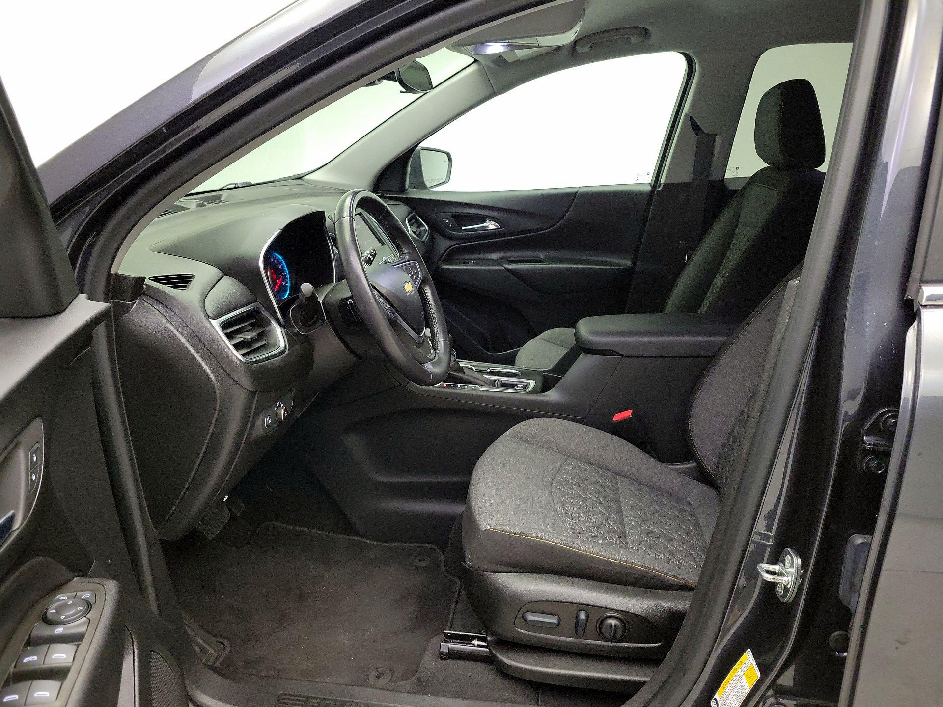 Thumbnail: 2022 Chevrolet Equinox - 11