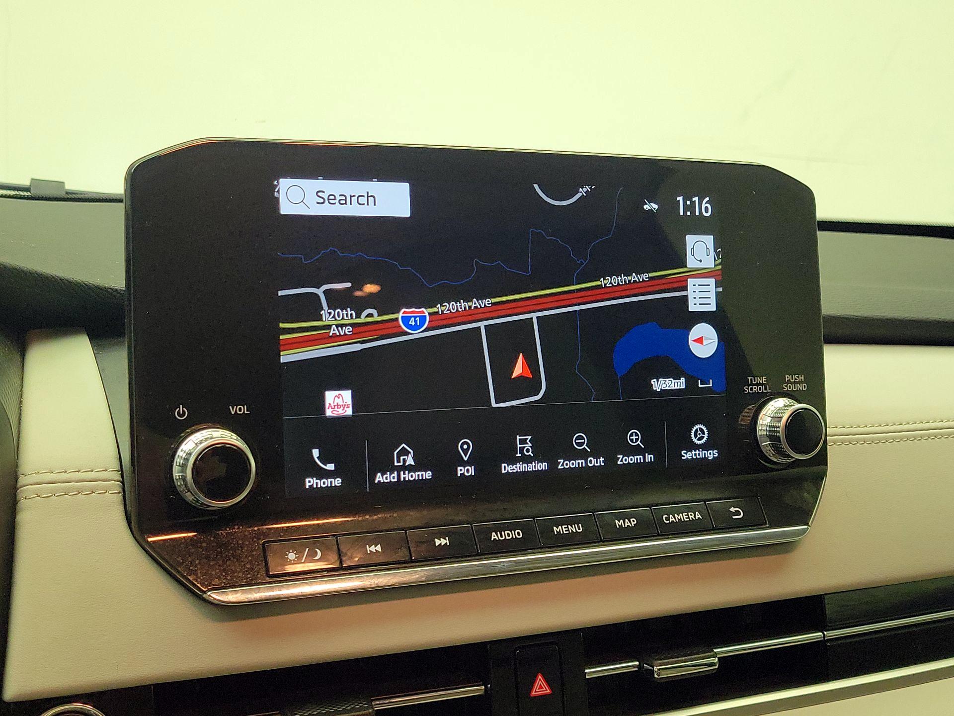 Thumbnail: 2023 Mitsubishi Outlander - 14