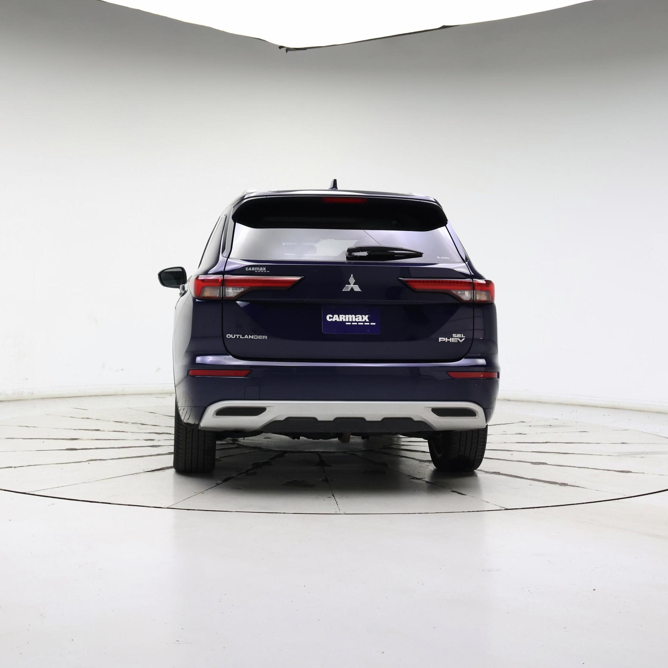 Thumbnail: 2023 Mitsubishi Outlander - 6