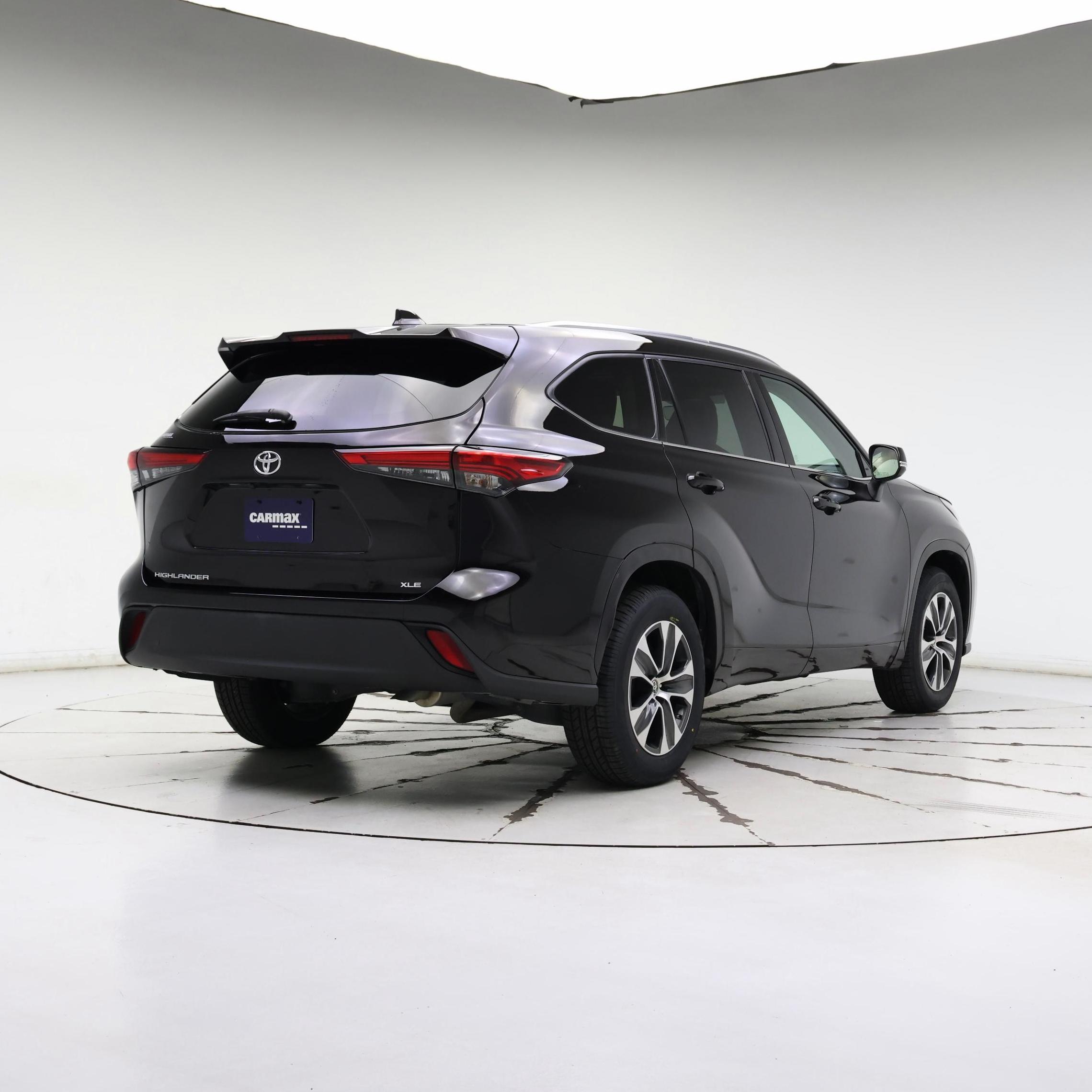 Thumbnail: 2021 Toyota Highlander - 8