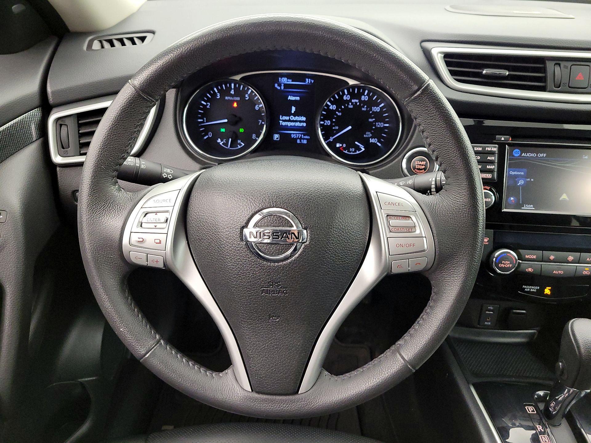 Thumbnail: 2016 Nissan Rogue - 10