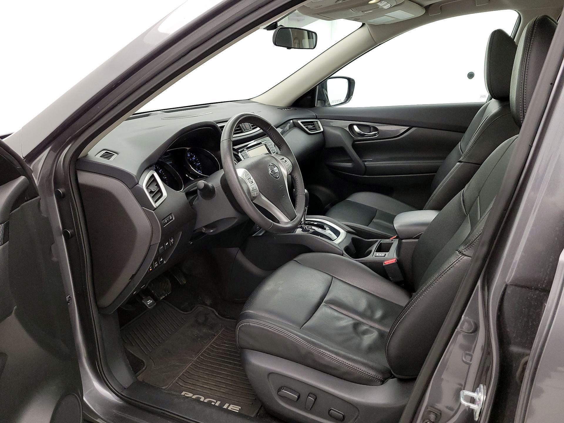 Thumbnail: 2016 Nissan Rogue - 11