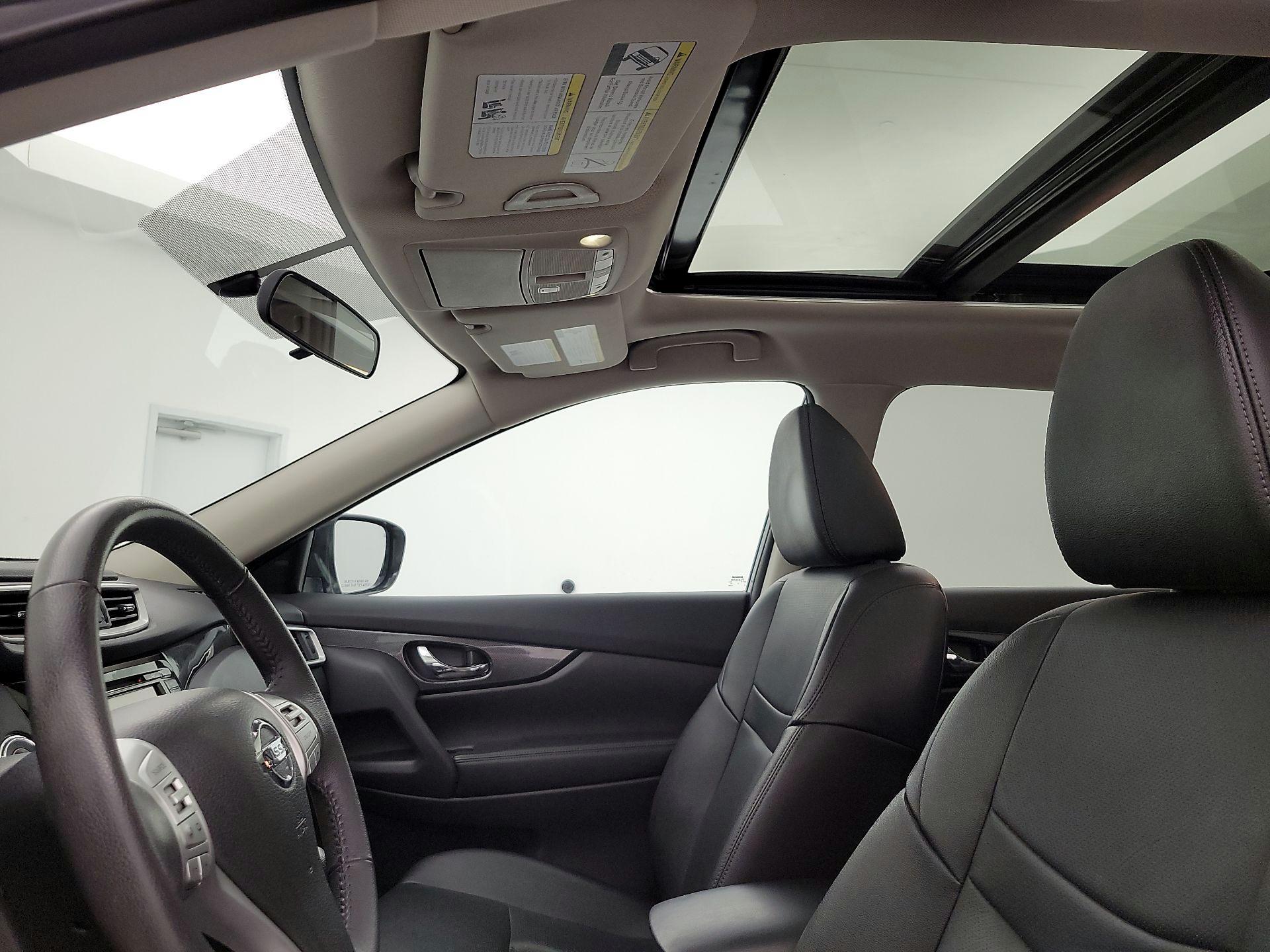 Thumbnail: 2016 Nissan Rogue - 20