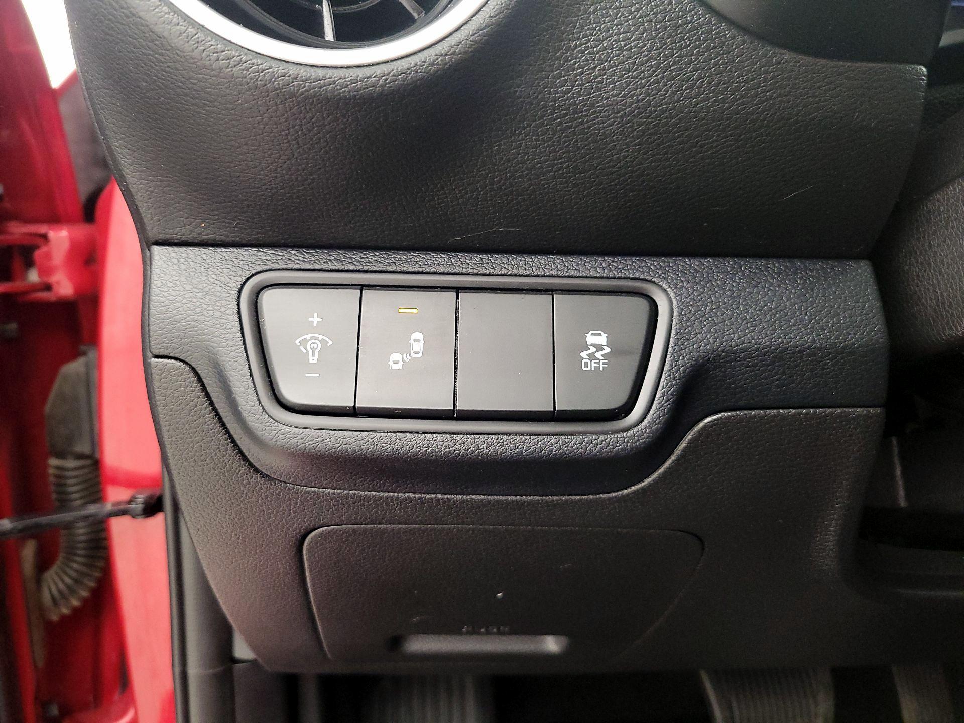 Thumbnail: 2022 Kia Forte - 13