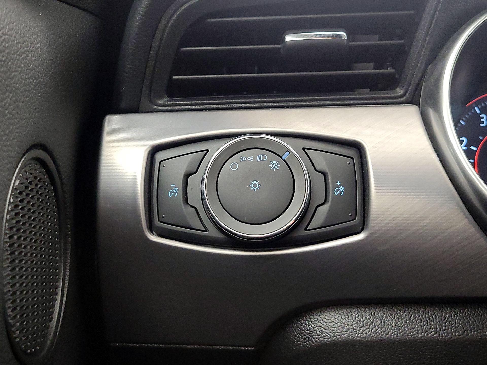 Thumbnail: 2022 Ford Mustang - 13