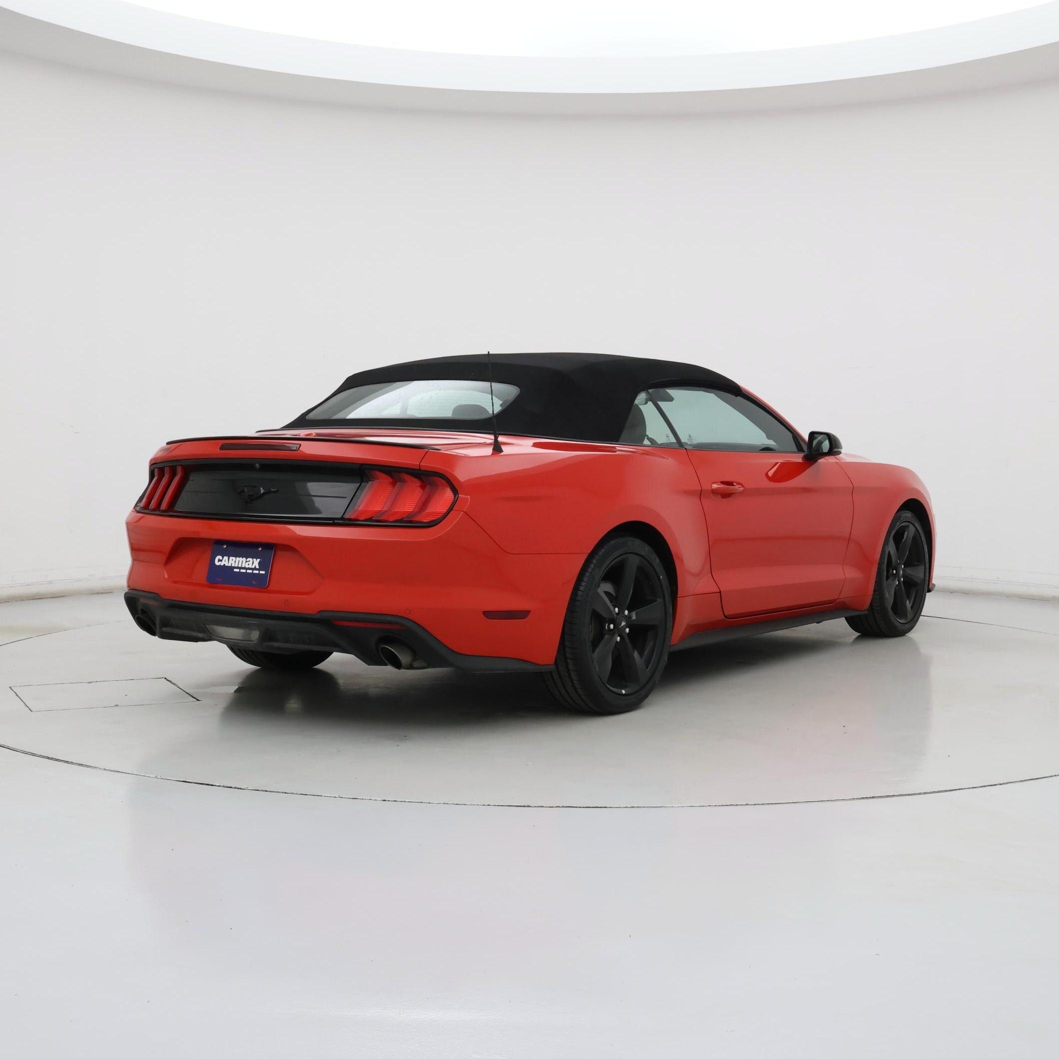 Thumbnail: 2022 Ford Mustang - 8