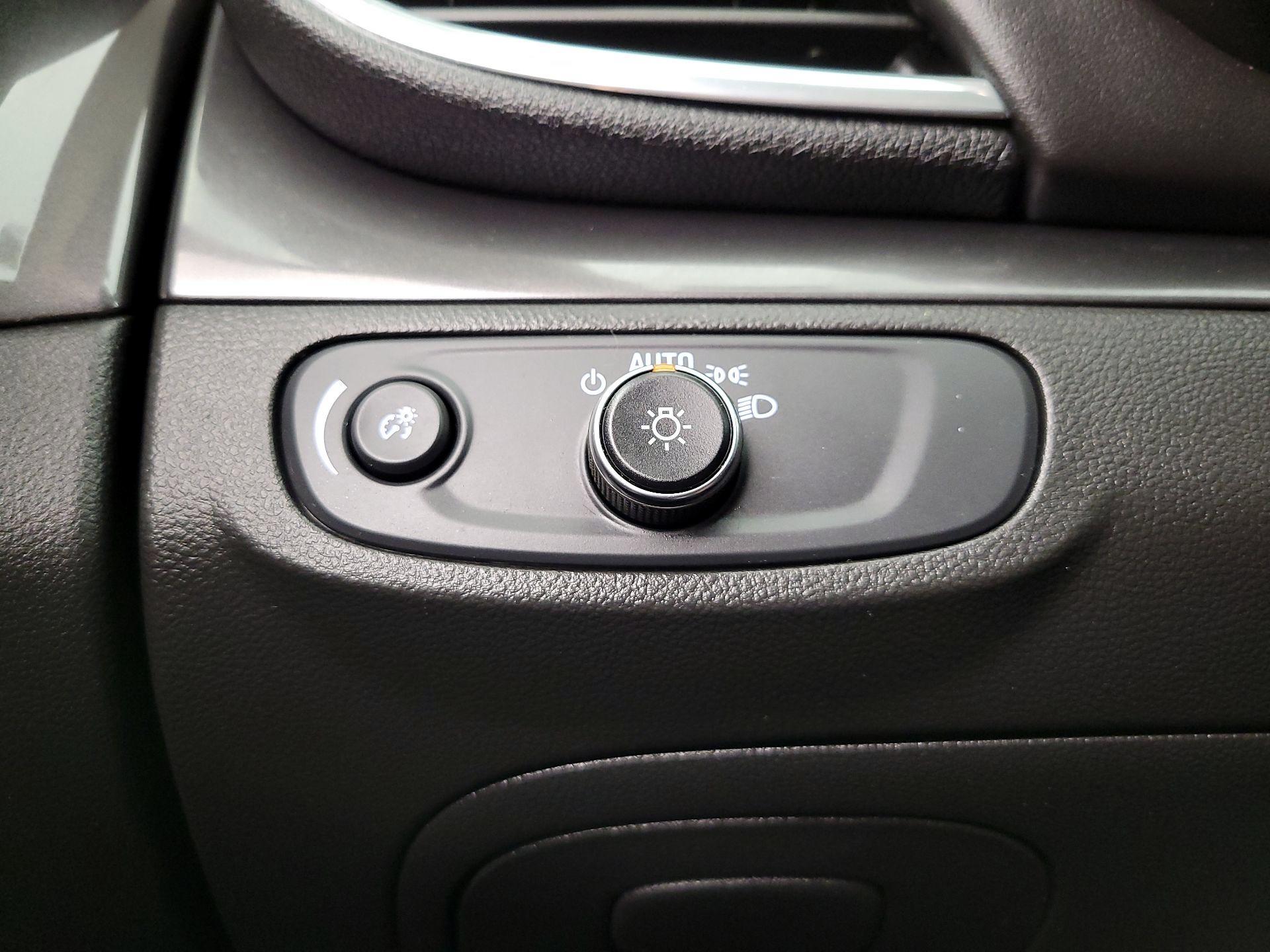 Thumbnail: 2021 Buick Encore - 13