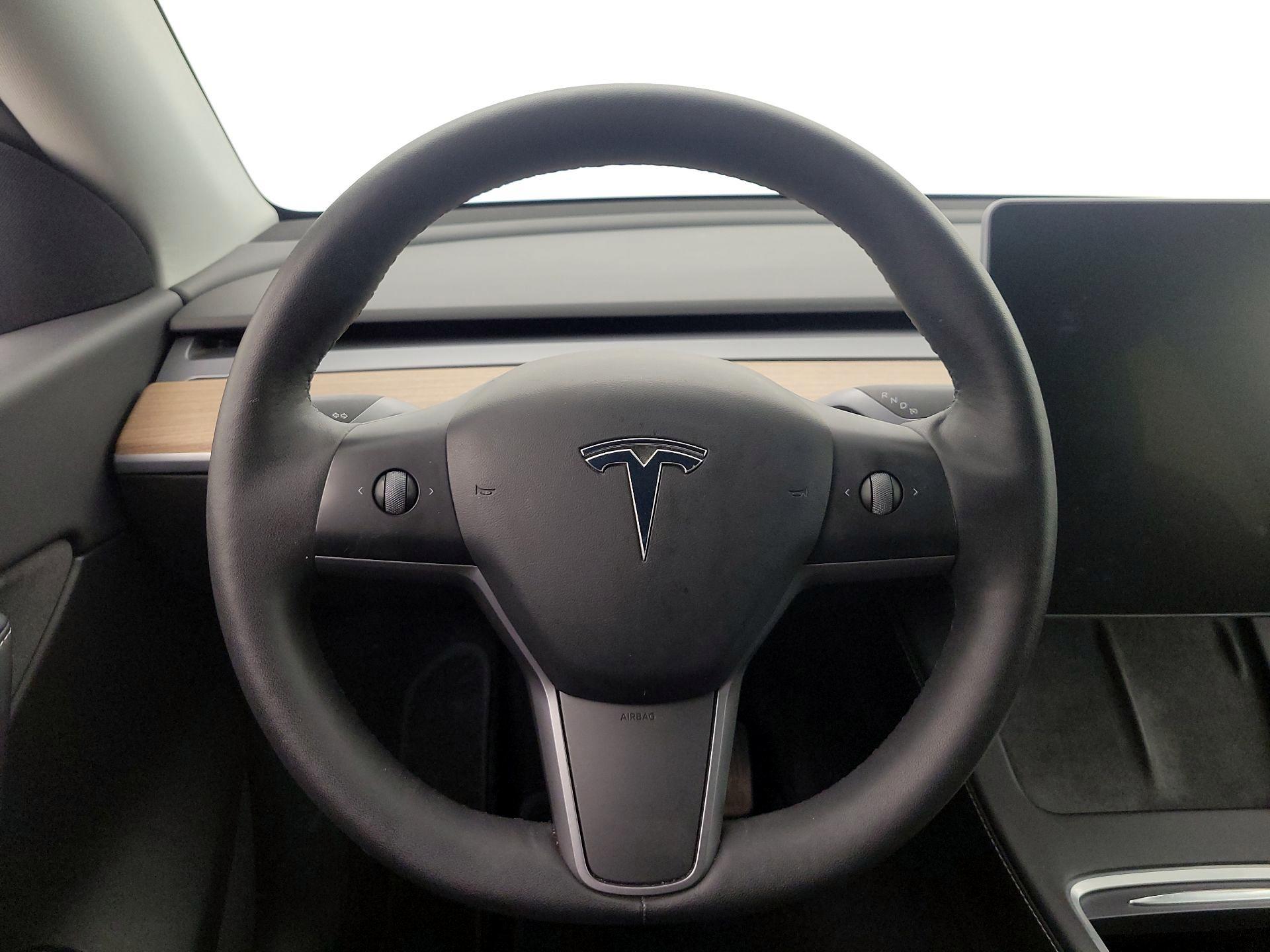 Thumbnail: 2022 Tesla Model Y - 10