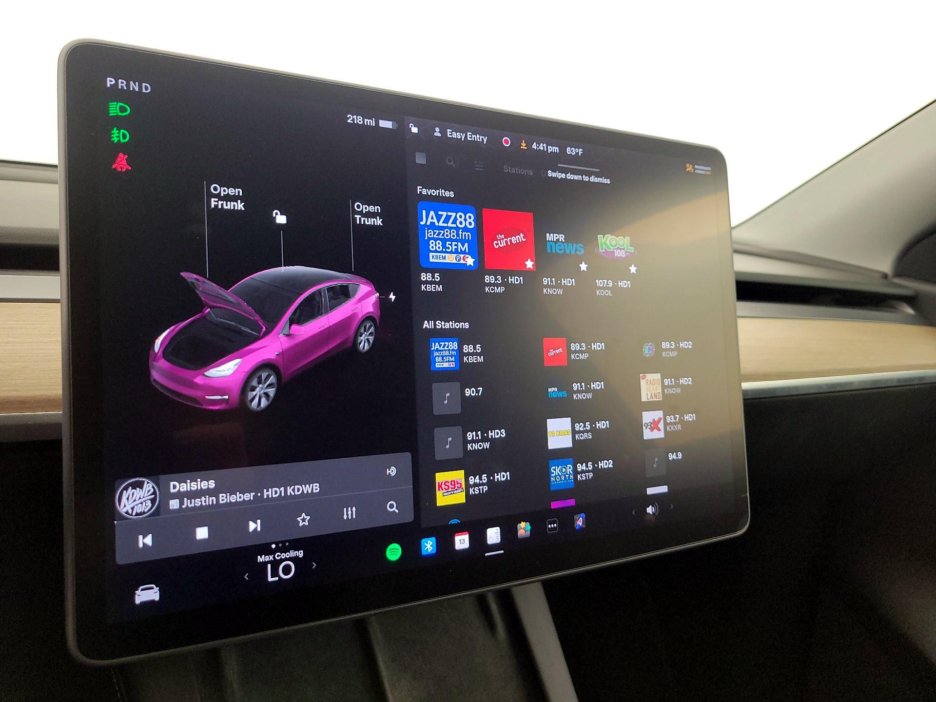 Thumbnail: 2022 Tesla Model Y - 15