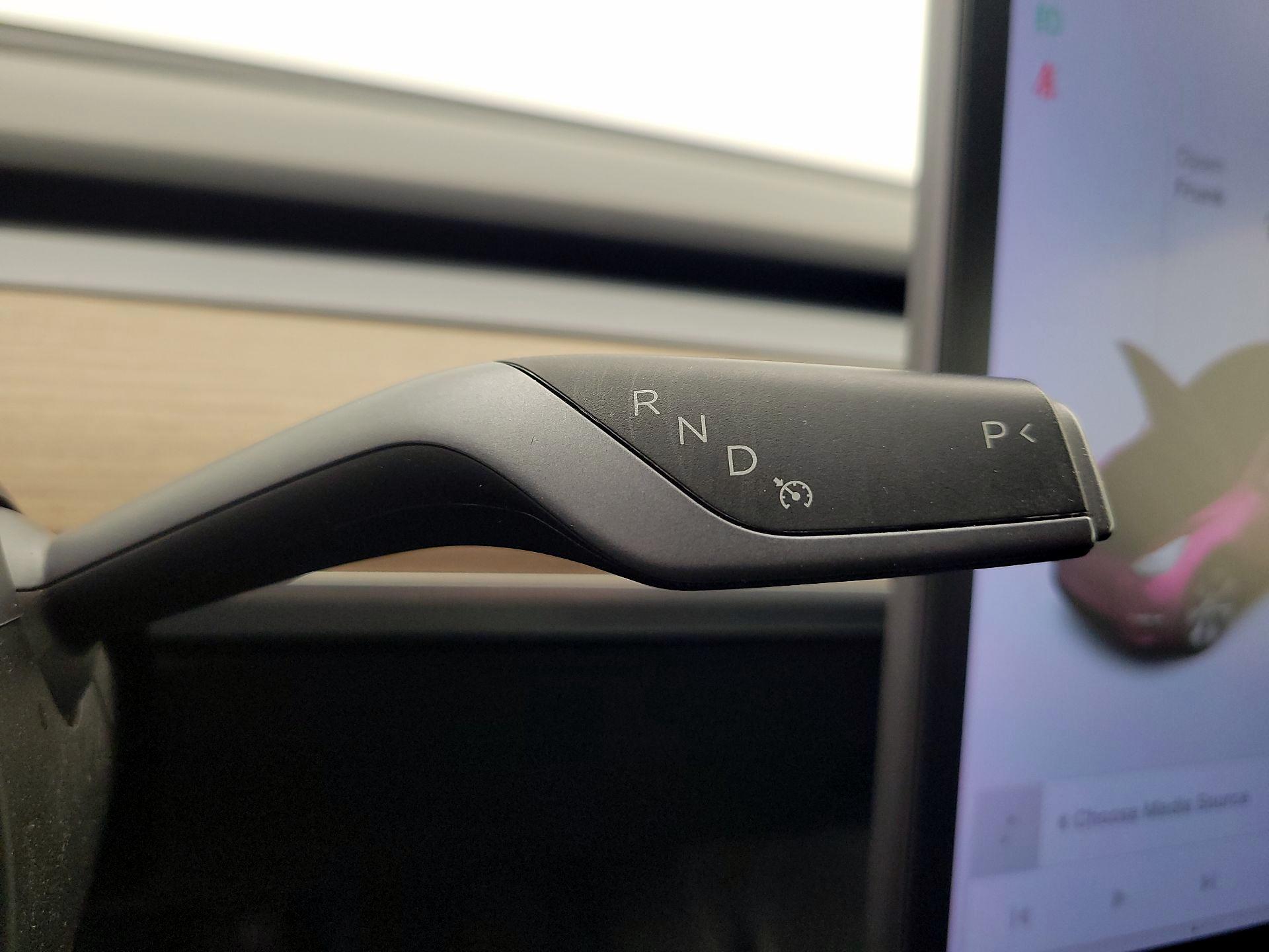 Thumbnail: 2022 Tesla Model Y - 17