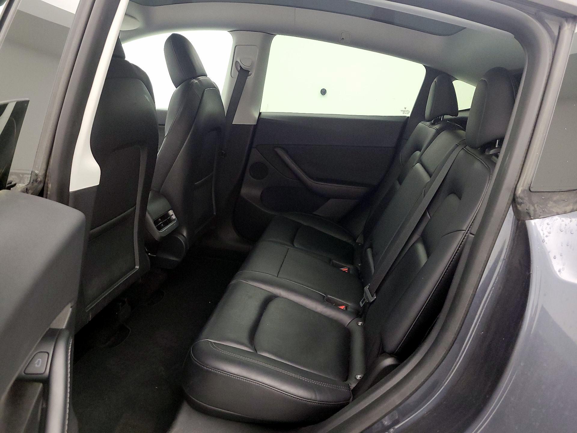 Thumbnail: 2022 Tesla Model Y - 20