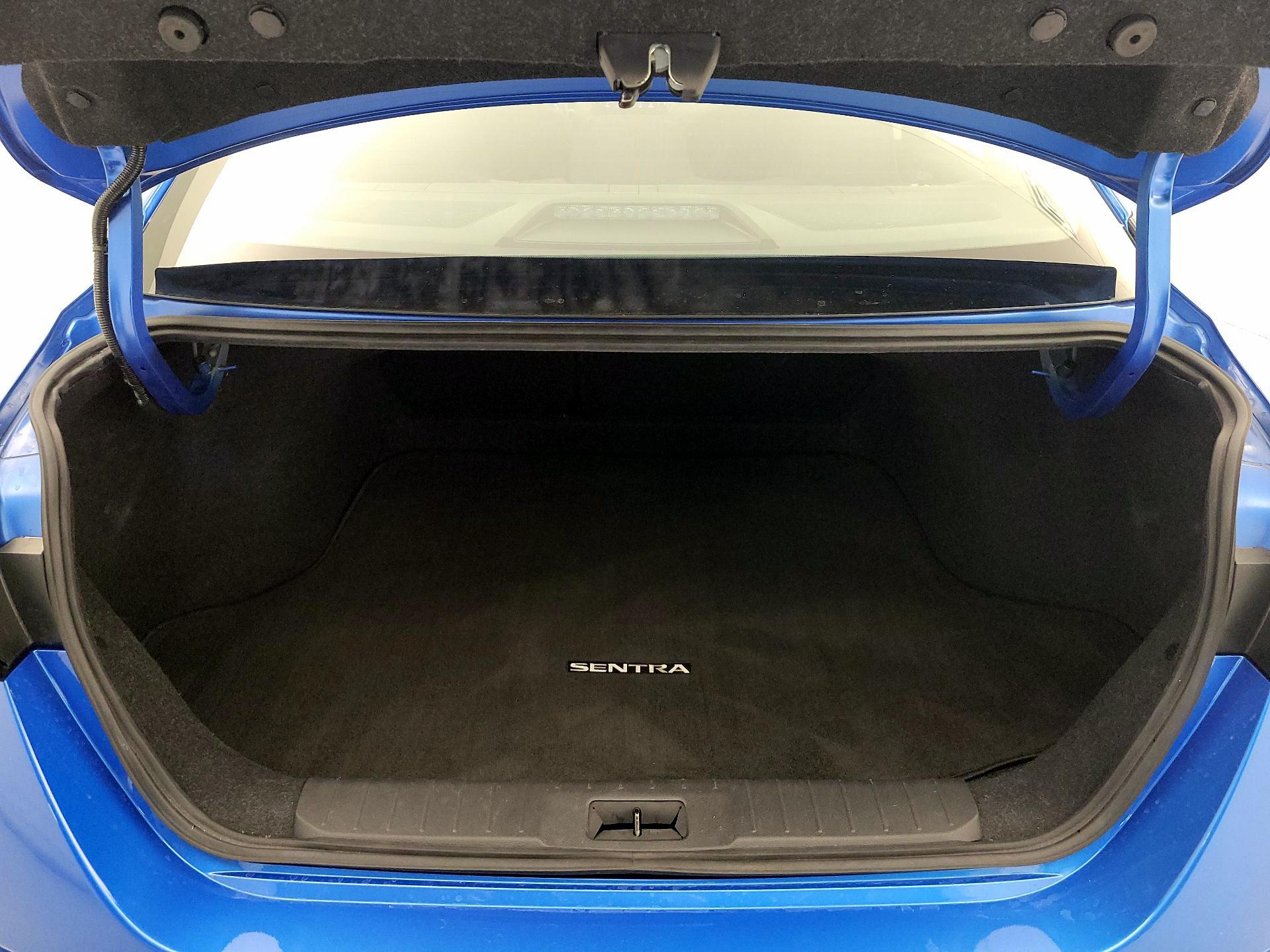 Thumbnail: 2020 Nissan Sentra - 20