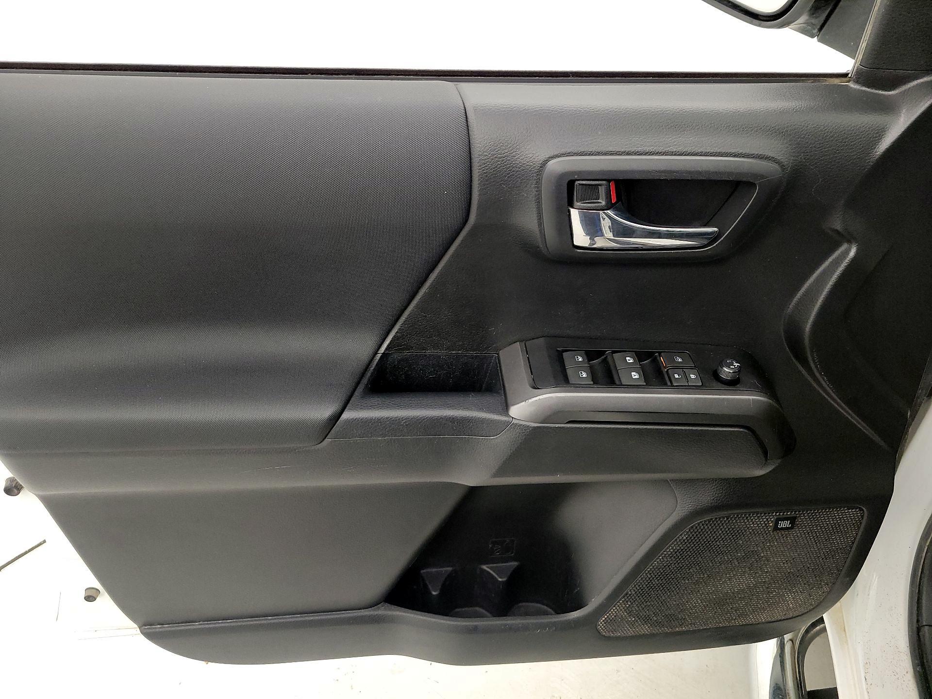 Thumbnail: 2023 Toyota Tacoma - 12