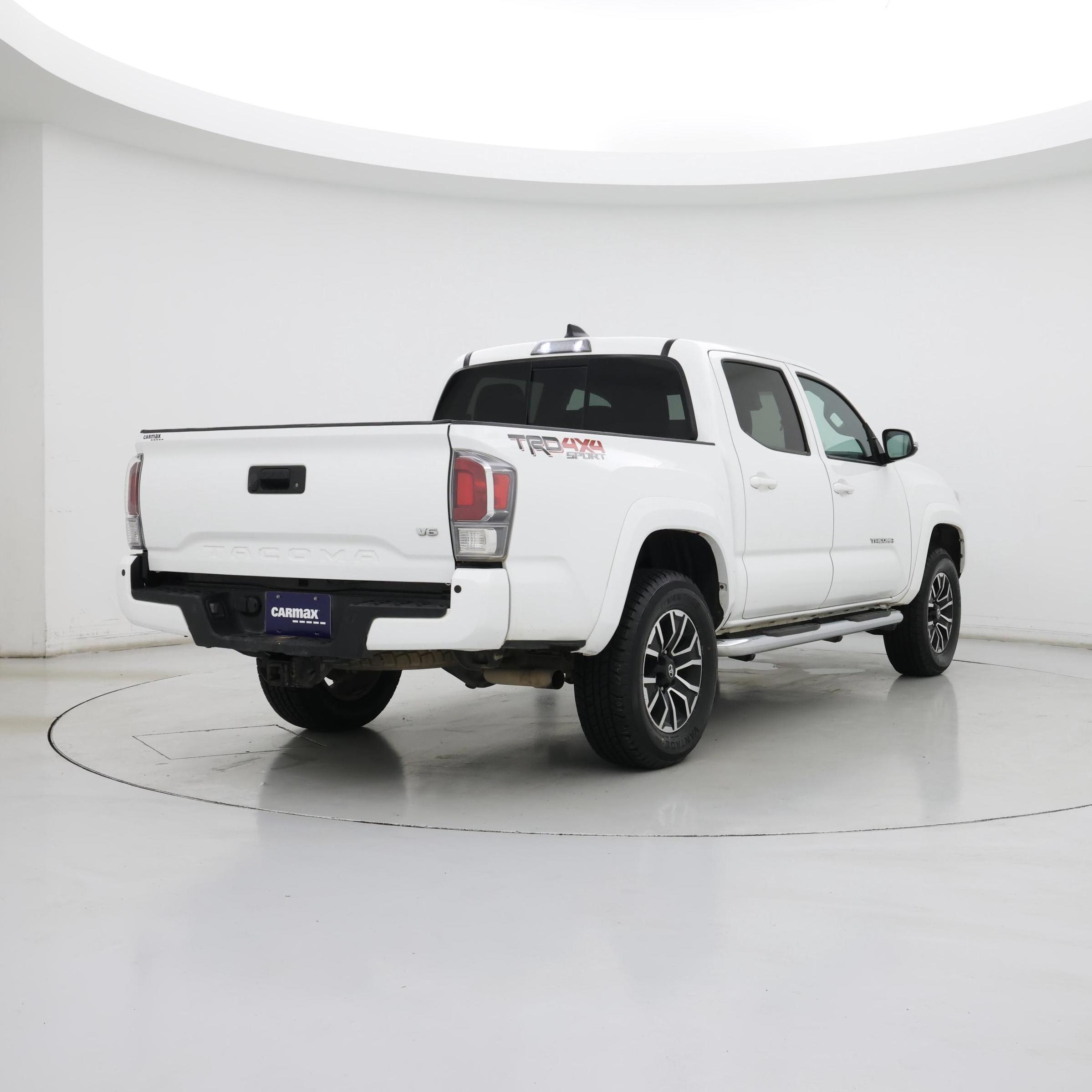 Thumbnail: 2023 Toyota Tacoma - 8