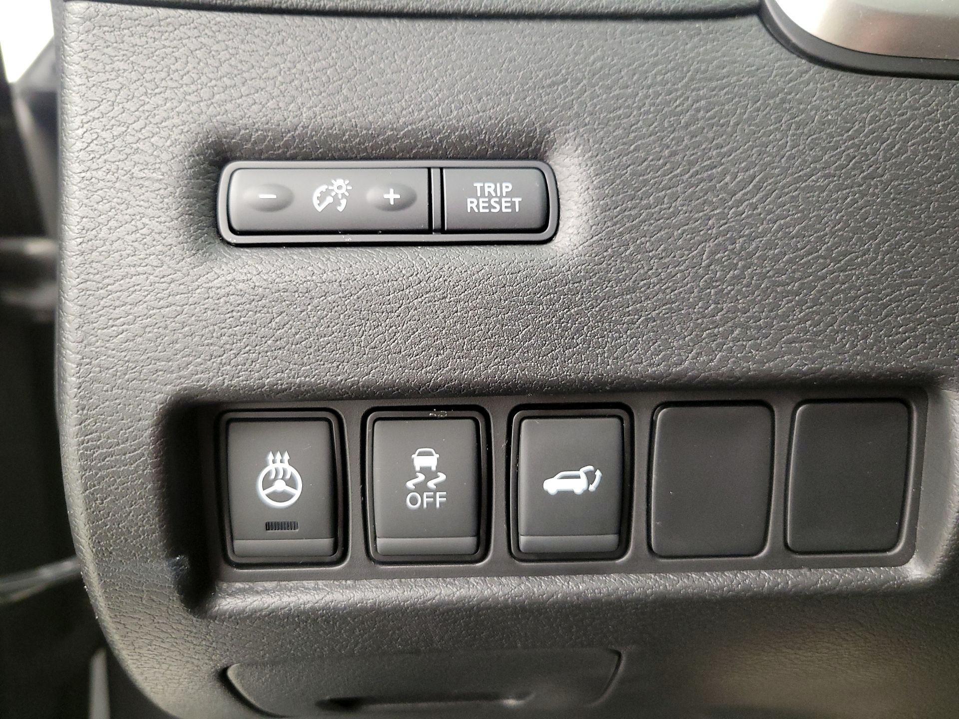 Thumbnail: 2018 Nissan Murano - 13