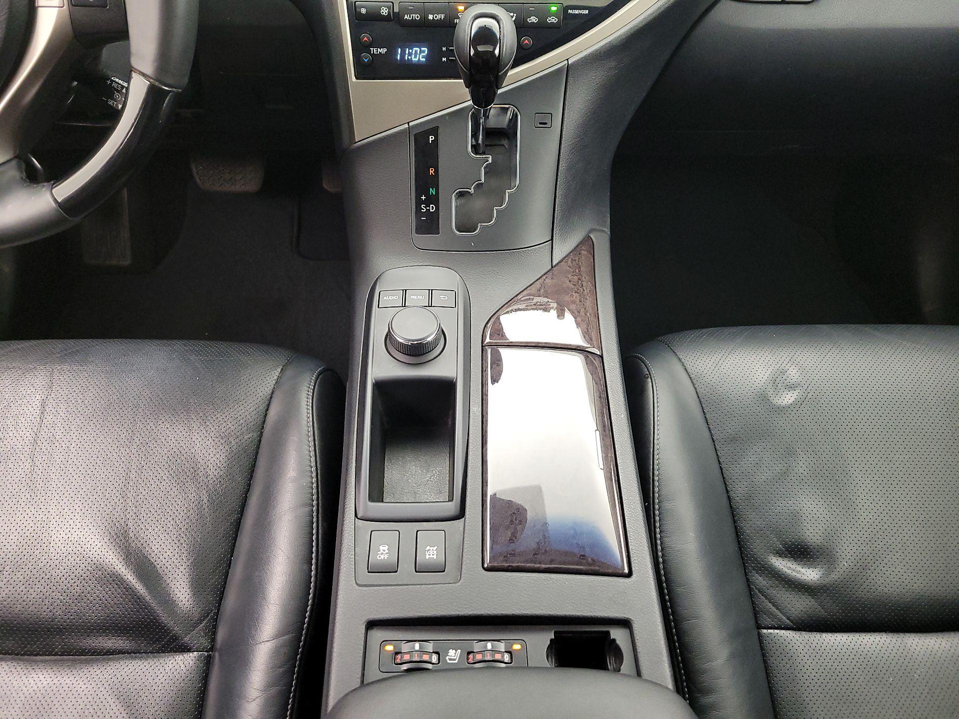 Thumbnail: 2015 Lexus RX - 17