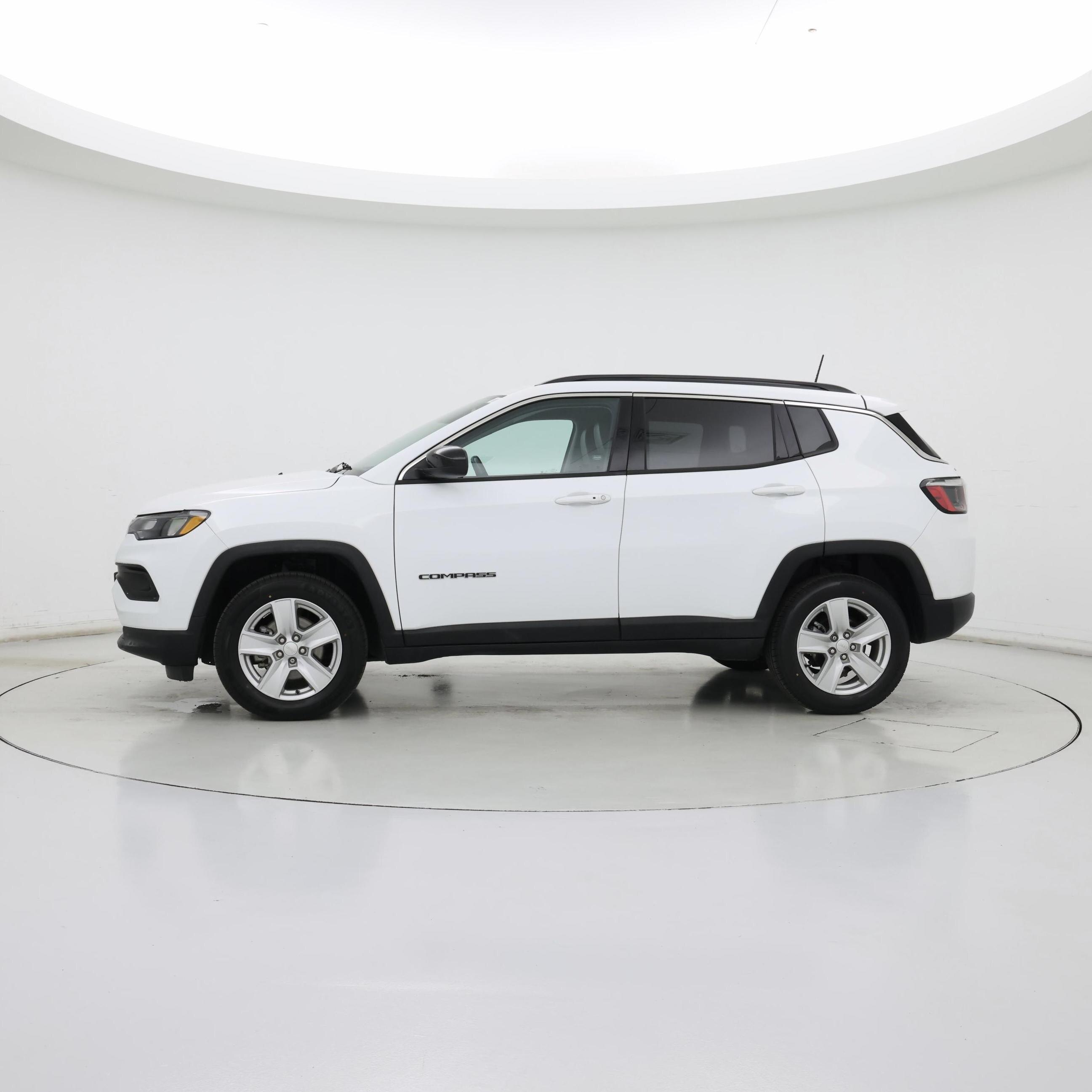 Thumbnail: 2022 Jeep Compass - 3