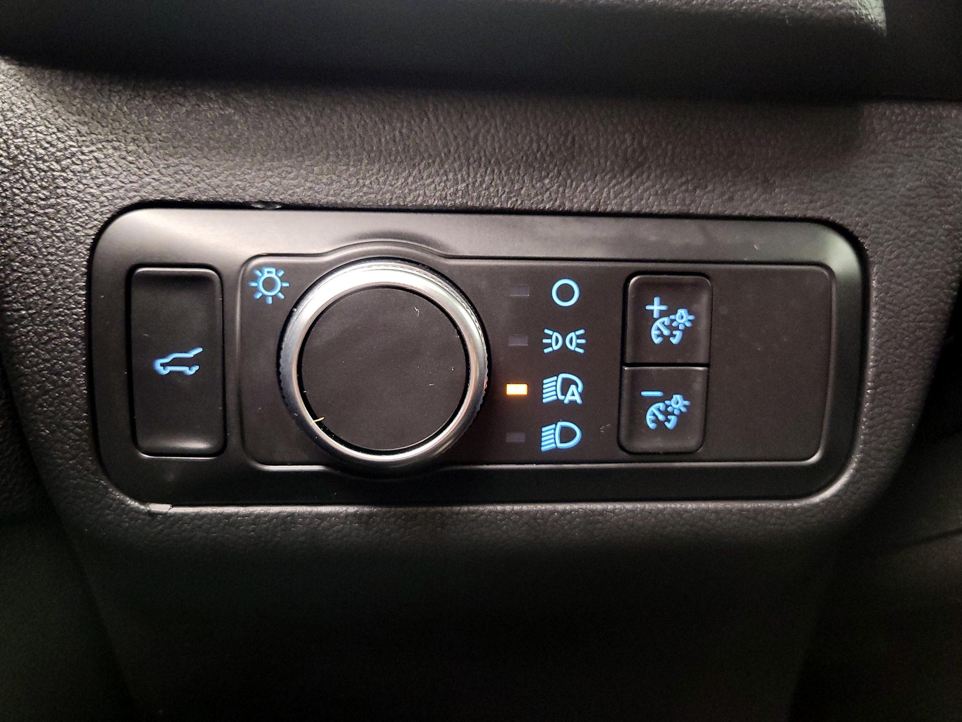 Thumbnail: 2022 Ford Escape - 13