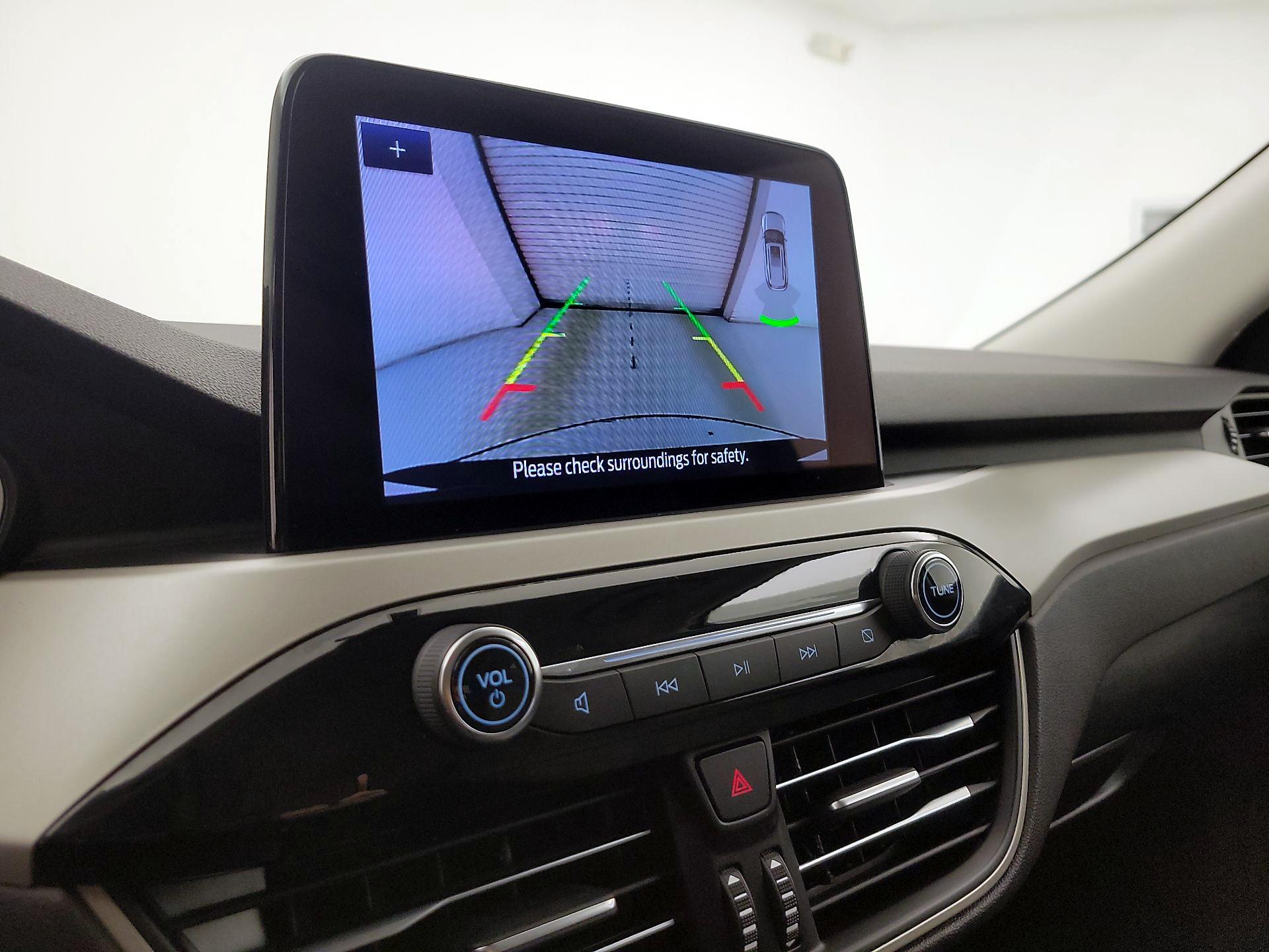 Thumbnail: 2022 Ford Escape - 14