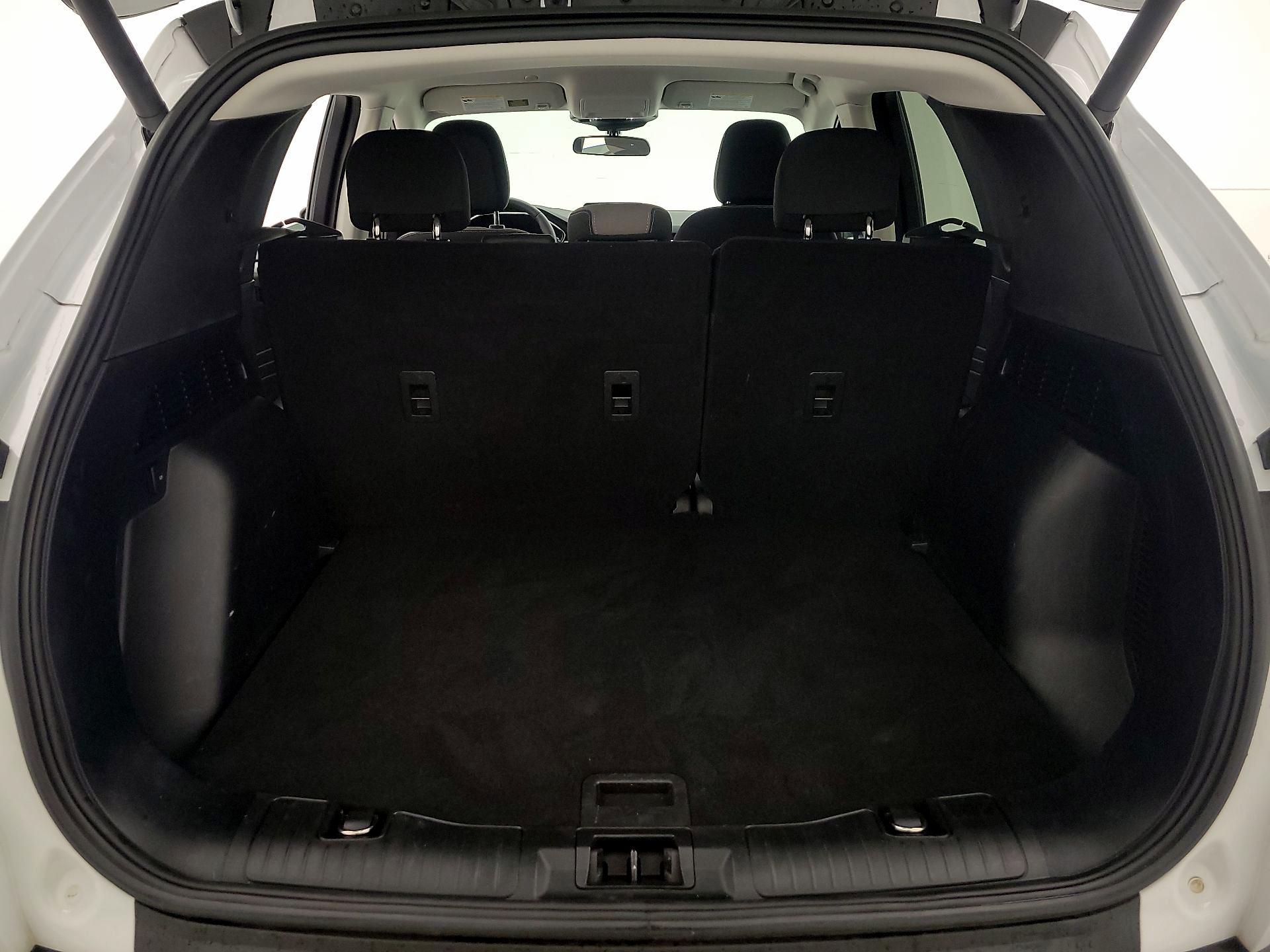 Thumbnail: 2022 Ford Escape - 20