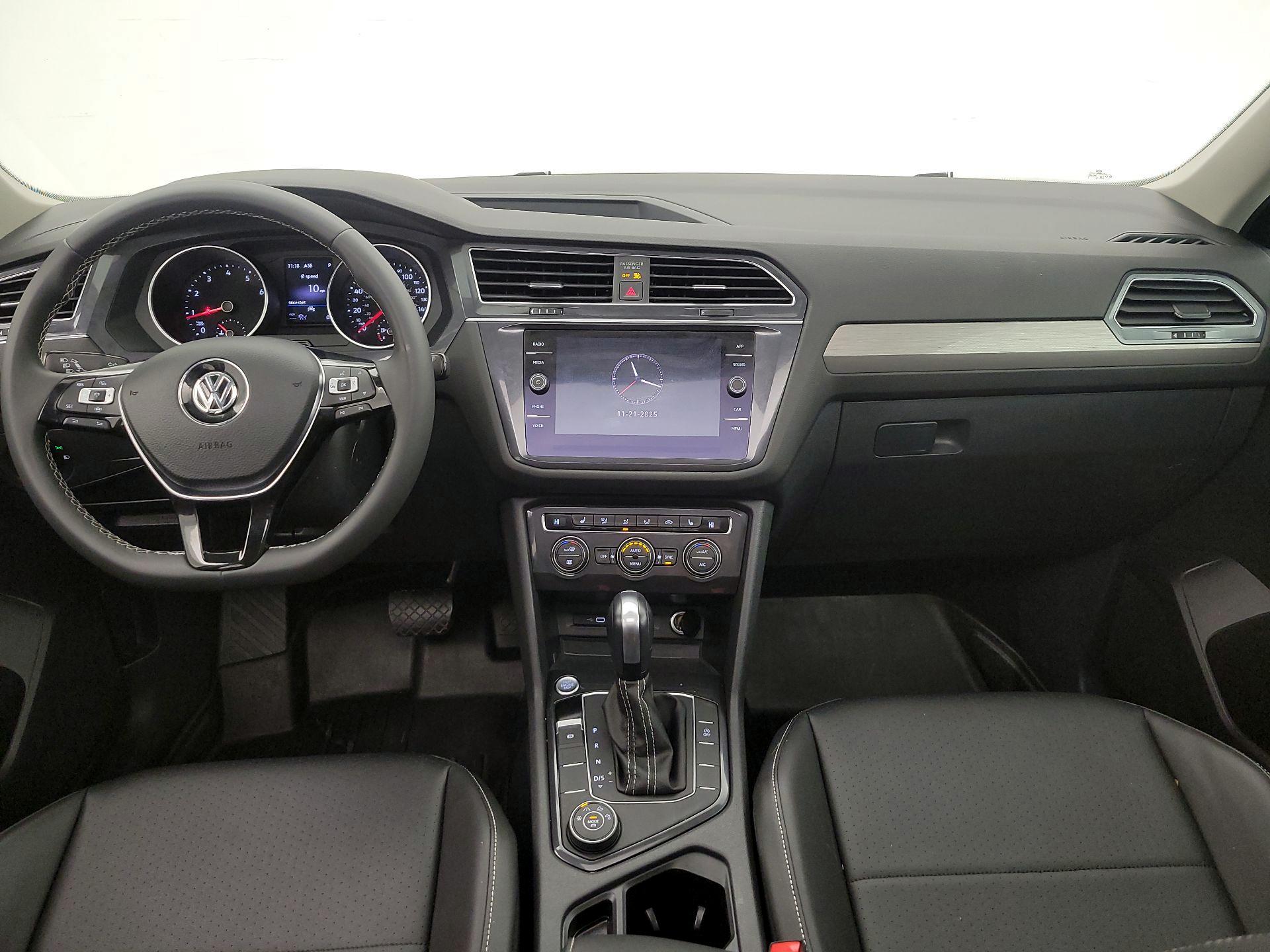 Thumbnail: 2021 Volkswagen Tiguan - 9