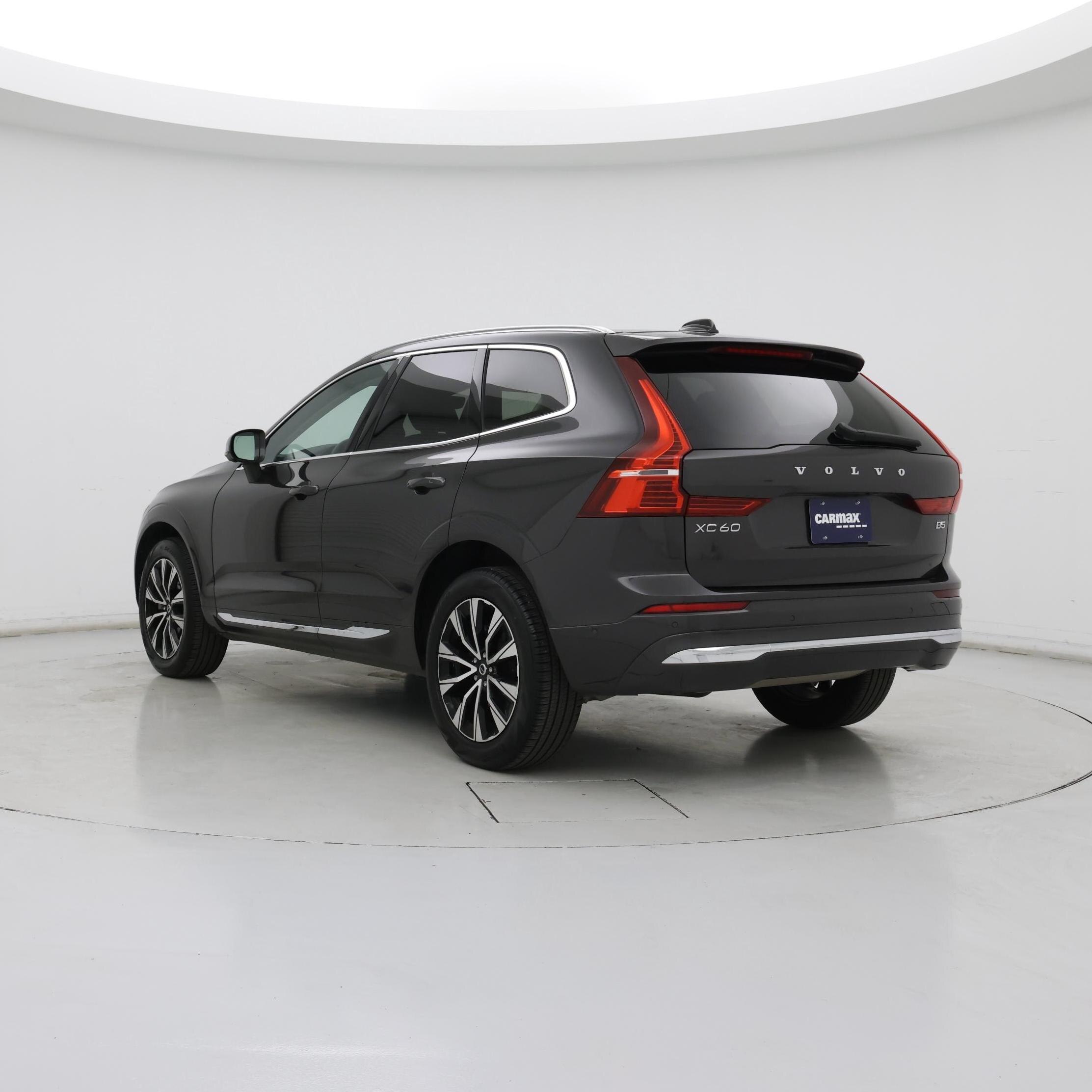 Thumbnail: 2023 Volvo XC60 - 2