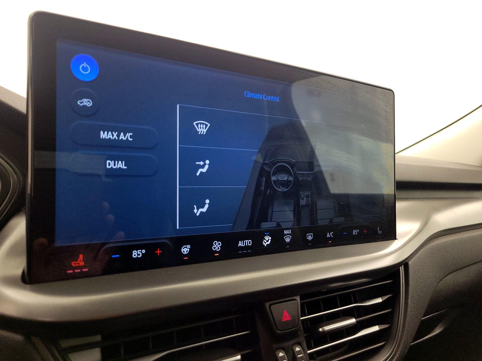 Thumbnail: 2023 Ford Escape - 17