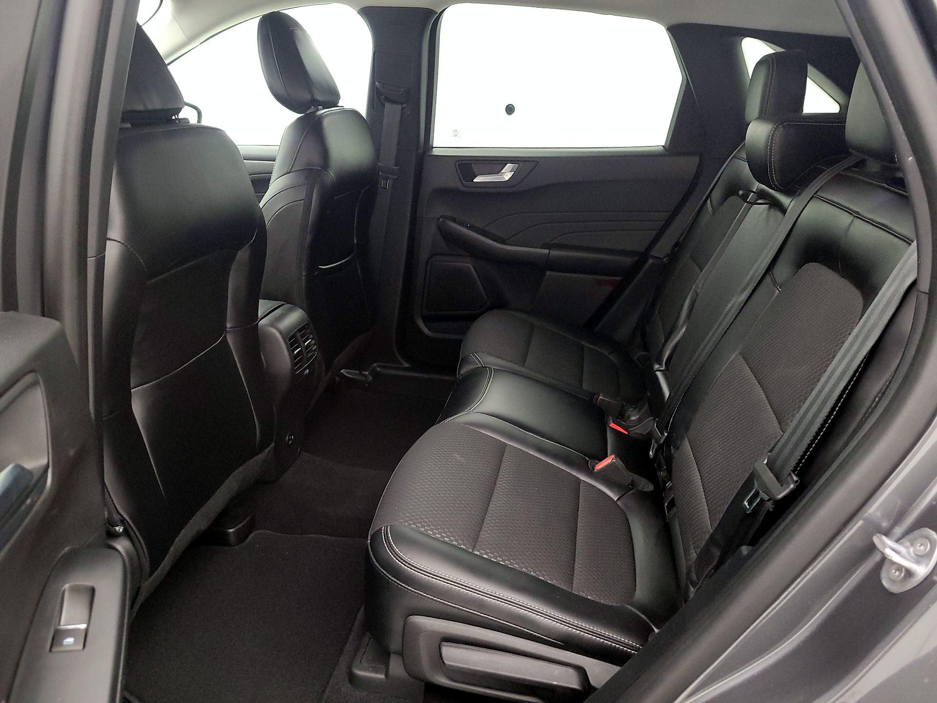 Thumbnail: 2023 Ford Escape - 20