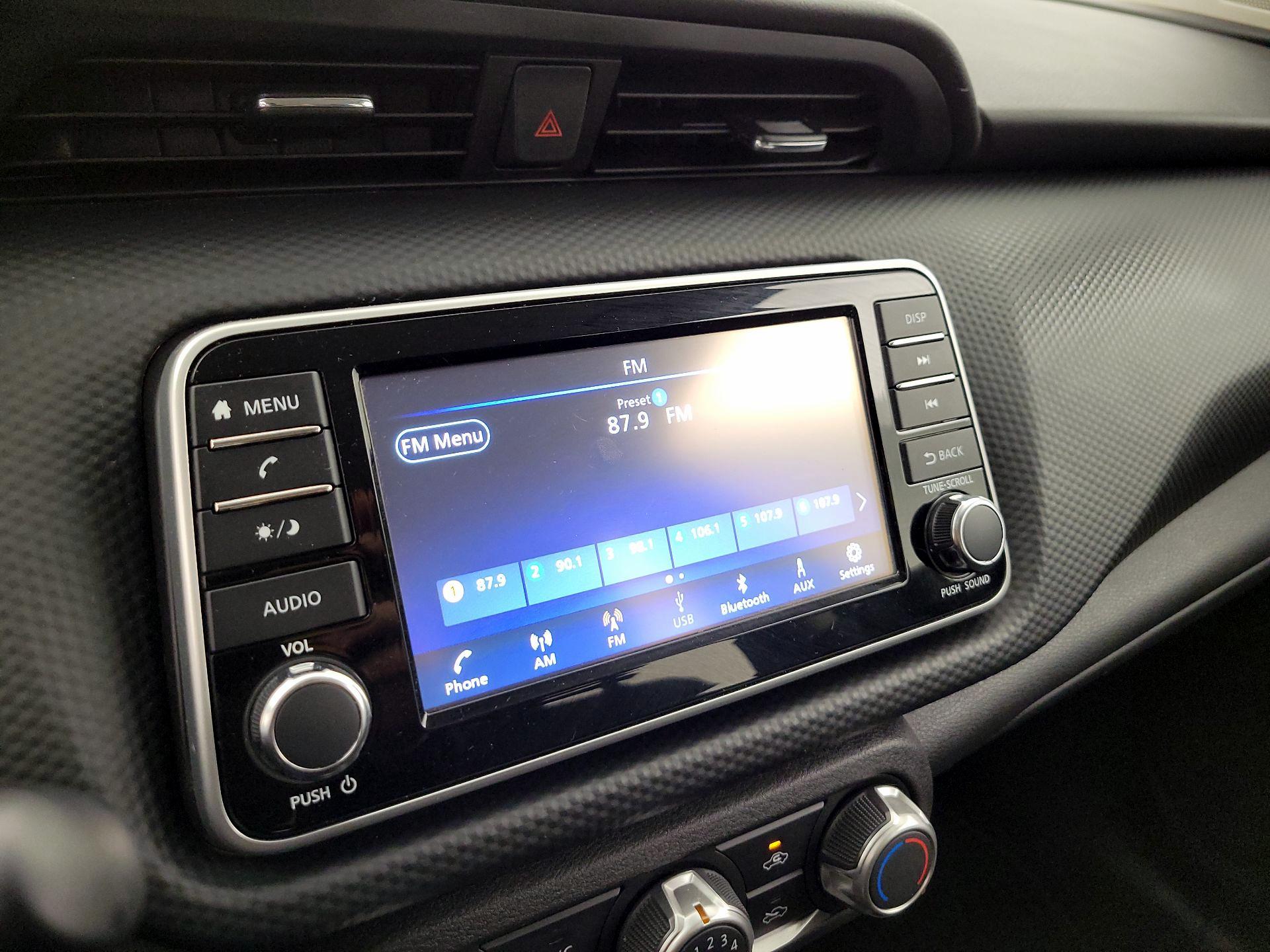 Thumbnail: 2022 Nissan Kicks - 15