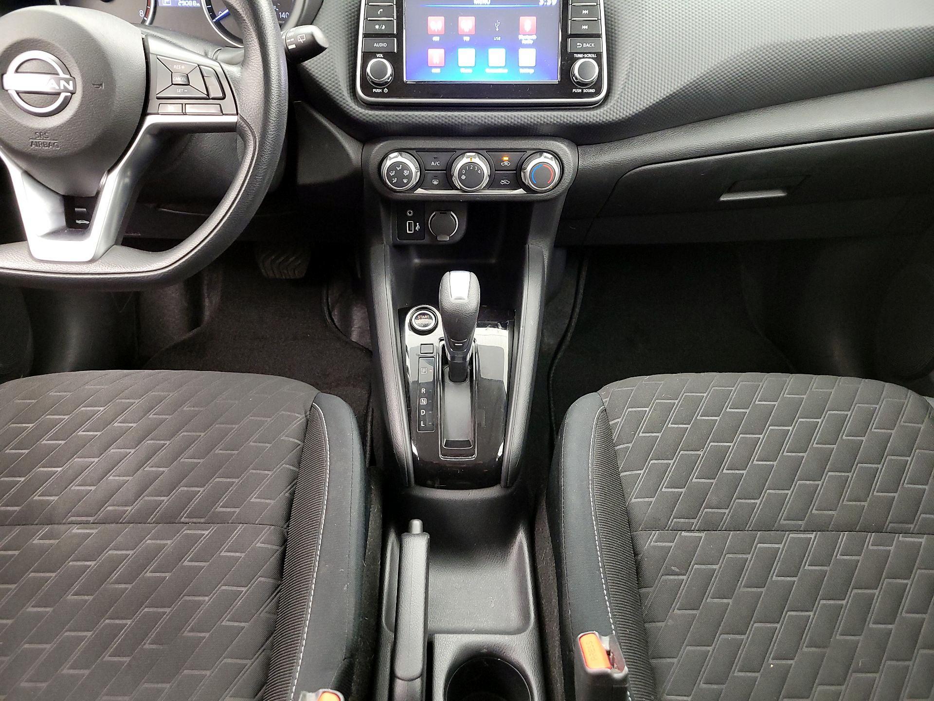 Thumbnail: 2022 Nissan Kicks - 17