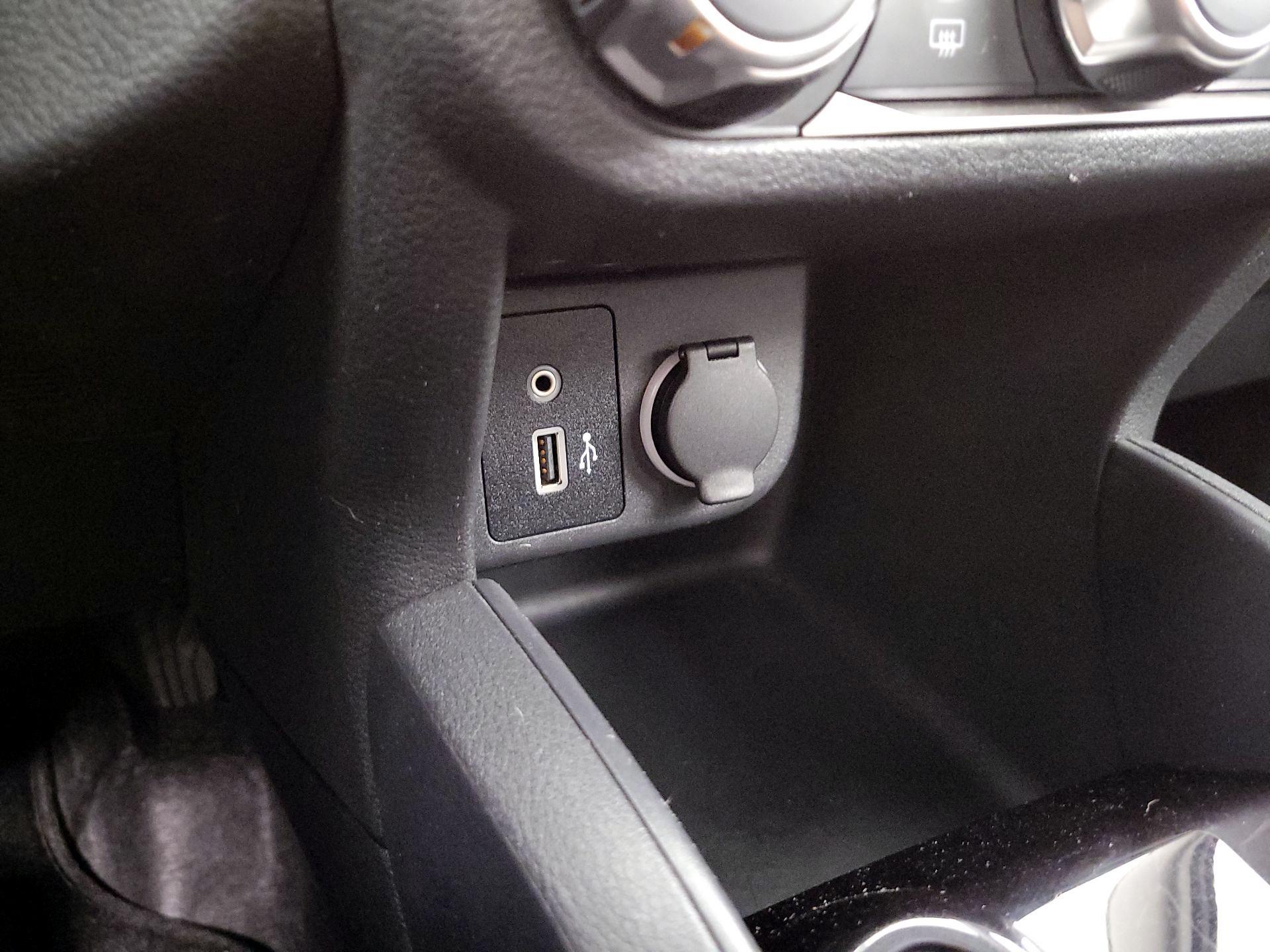 Thumbnail: 2022 Nissan Kicks - 18