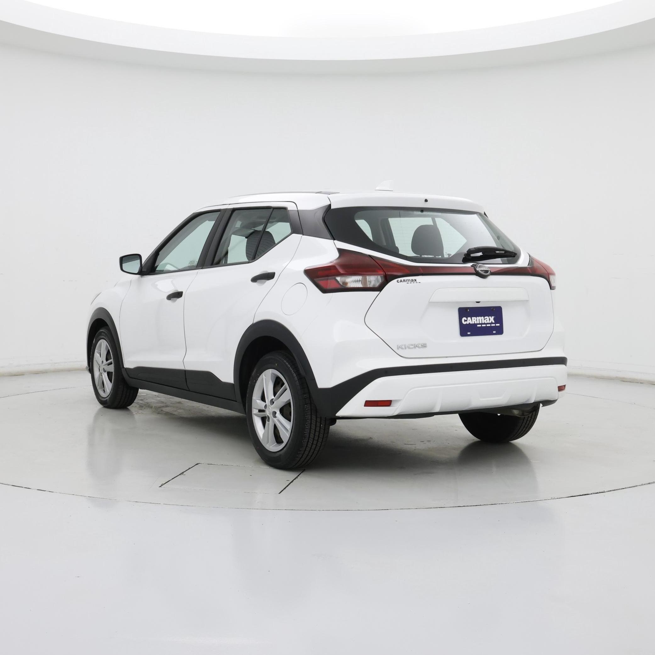 Thumbnail: 2022 Nissan Kicks - 2