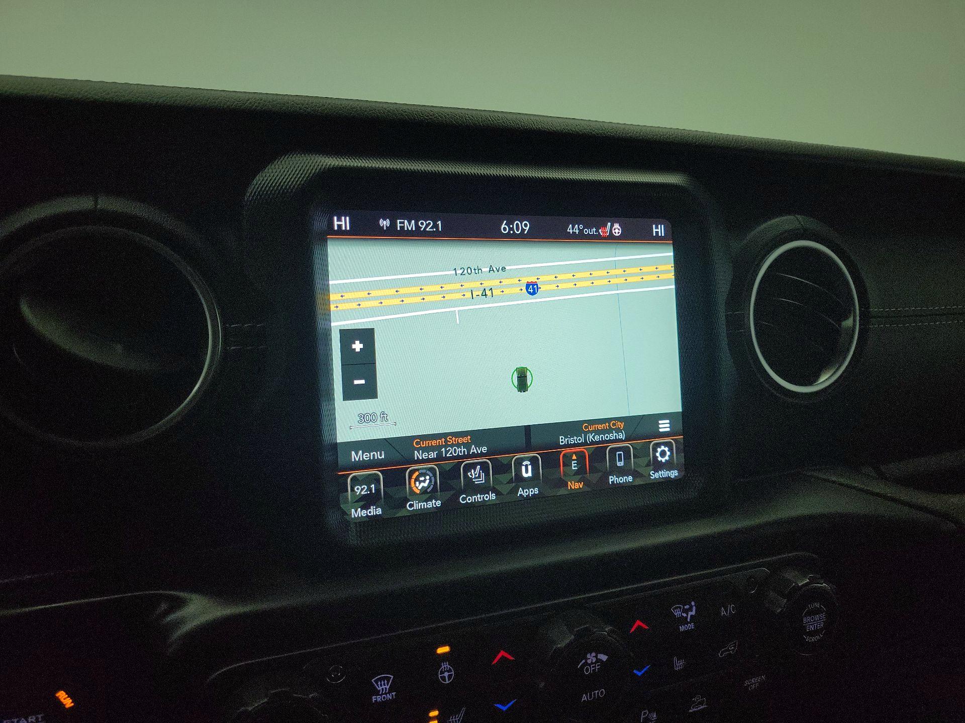 Thumbnail: 2022 Jeep Wrangler - 14