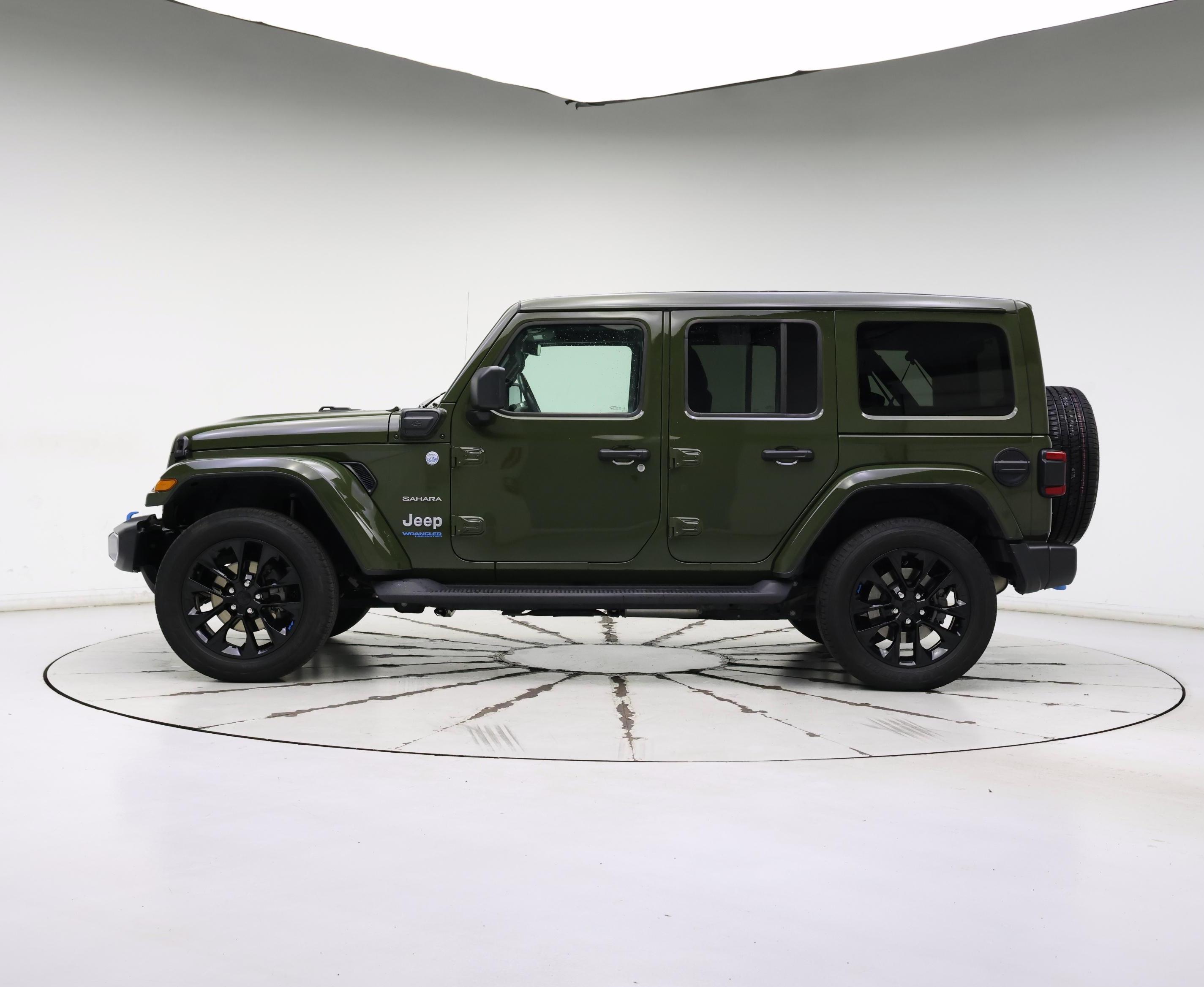 Thumbnail: 2022 Jeep Wrangler - 3