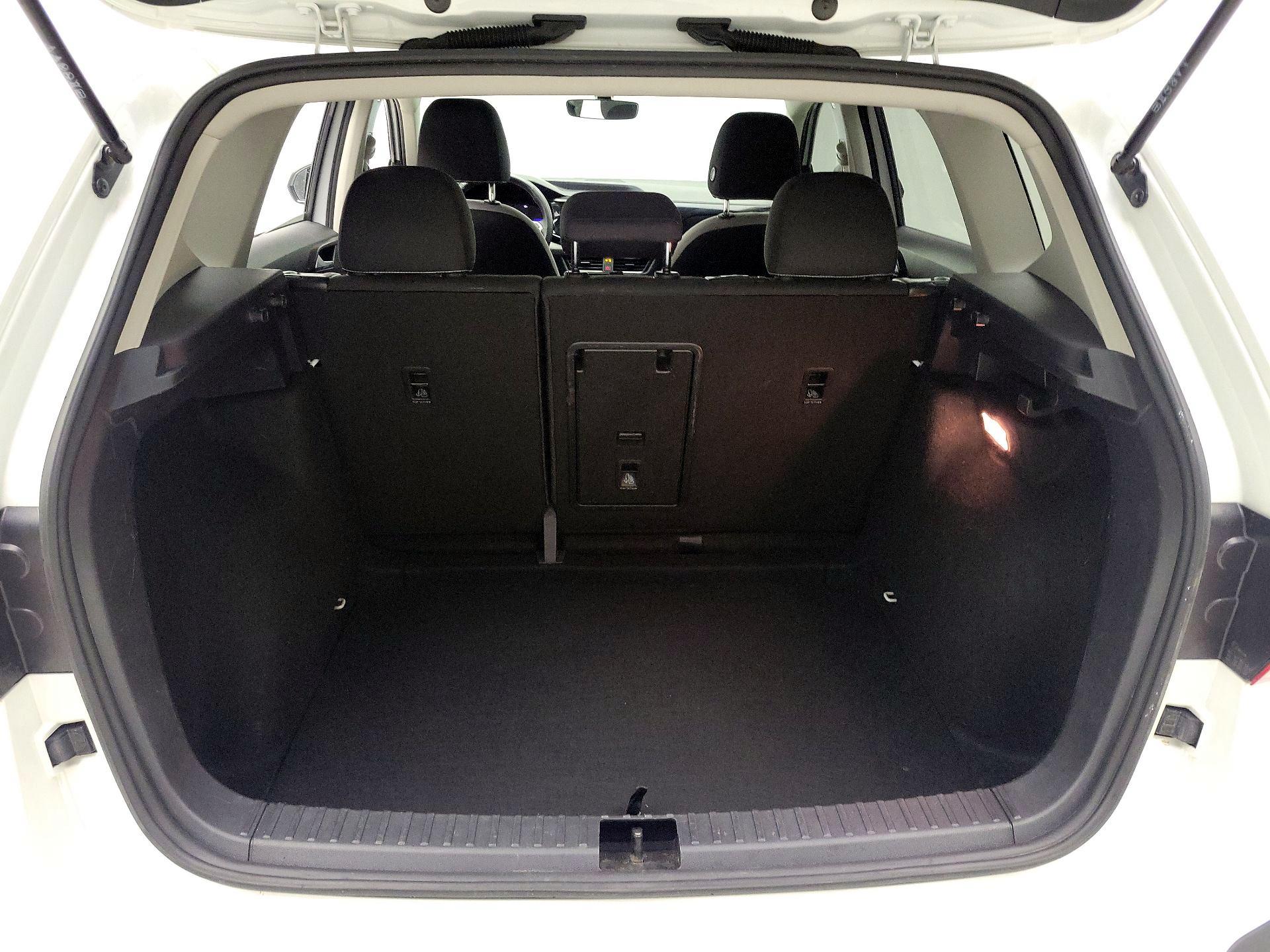 Thumbnail: 2023 Volkswagen Taos - 20