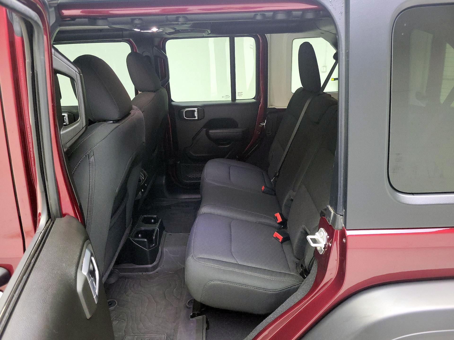 Thumbnail: 2022 Jeep Wrangler - 19