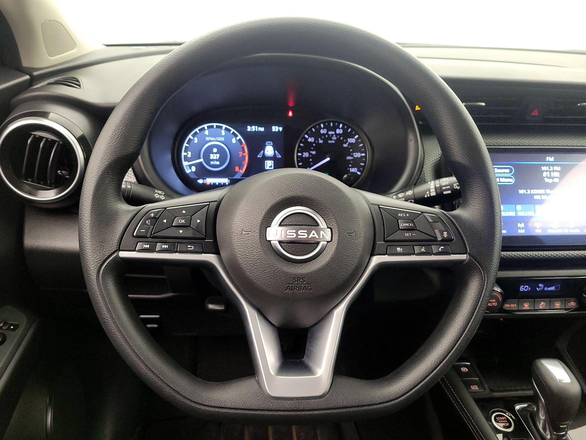 Thumbnail: 2022 Nissan Kicks - 10