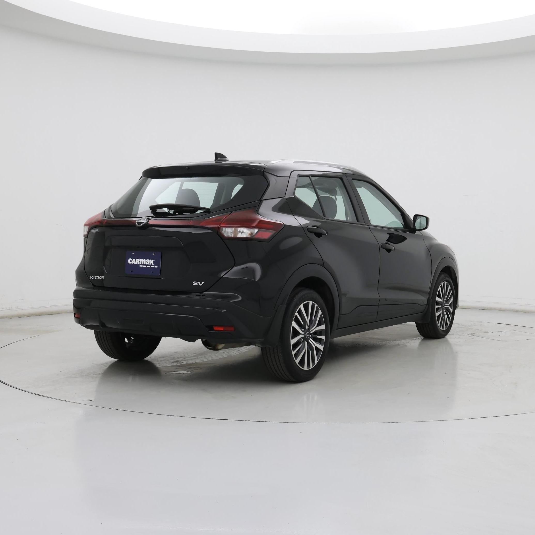 Thumbnail: 2022 Nissan Kicks - 8