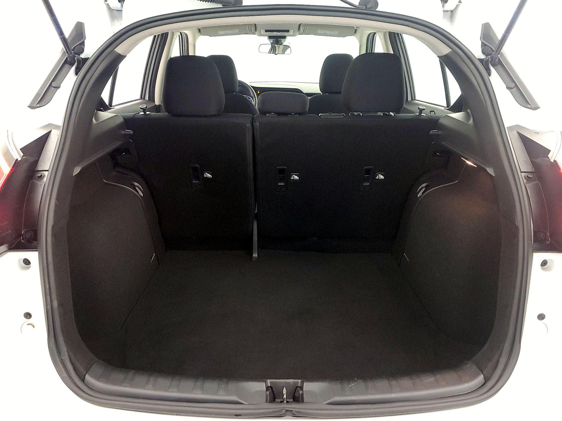 Thumbnail: 2023 Nissan Kicks - 20